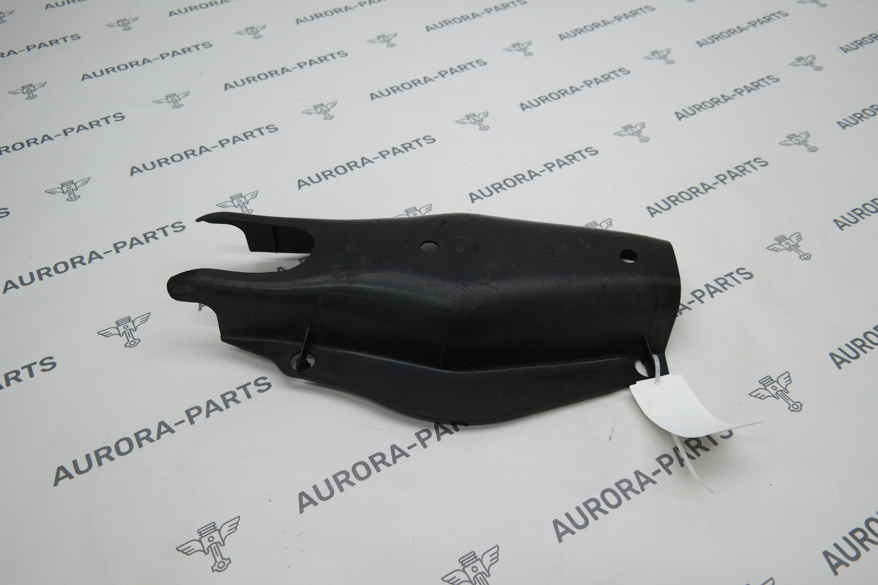 Пыльник заднего рычага RH Mercedes C-Klasse