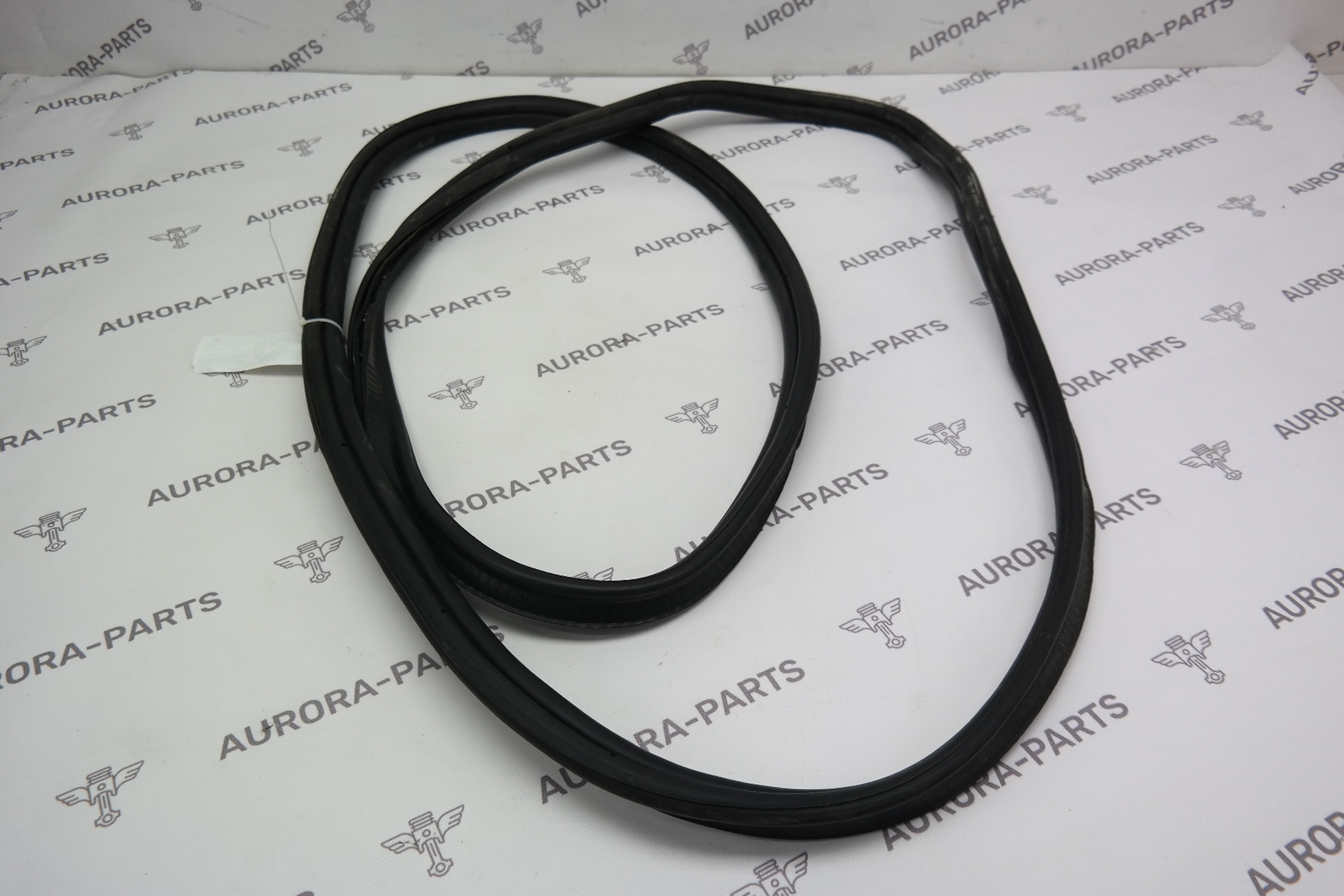 Уплотнитель багажника Land Rover Range Rover Sport