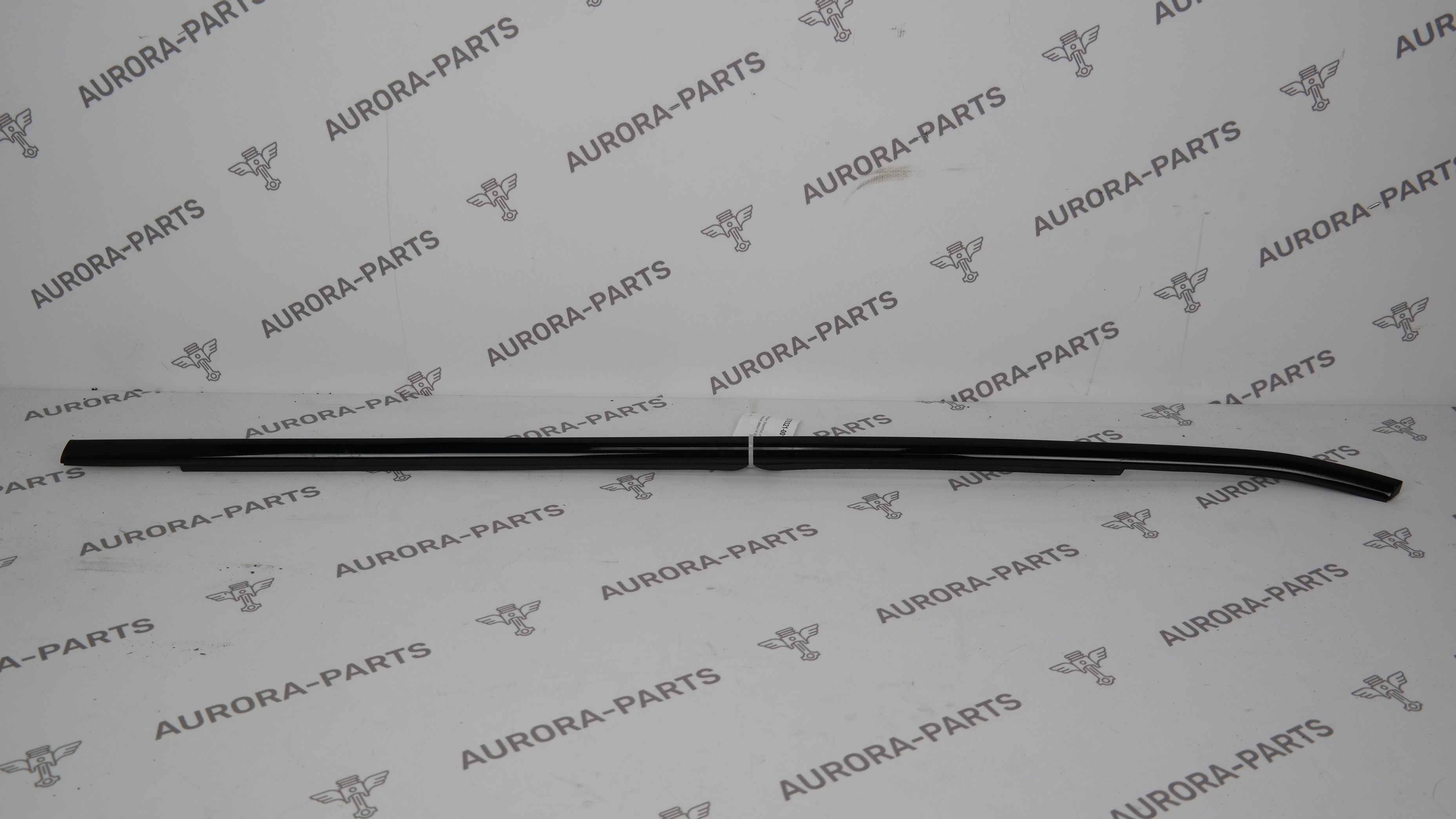 Молдинг (бархотка) стекла передней двери LH BMW X6