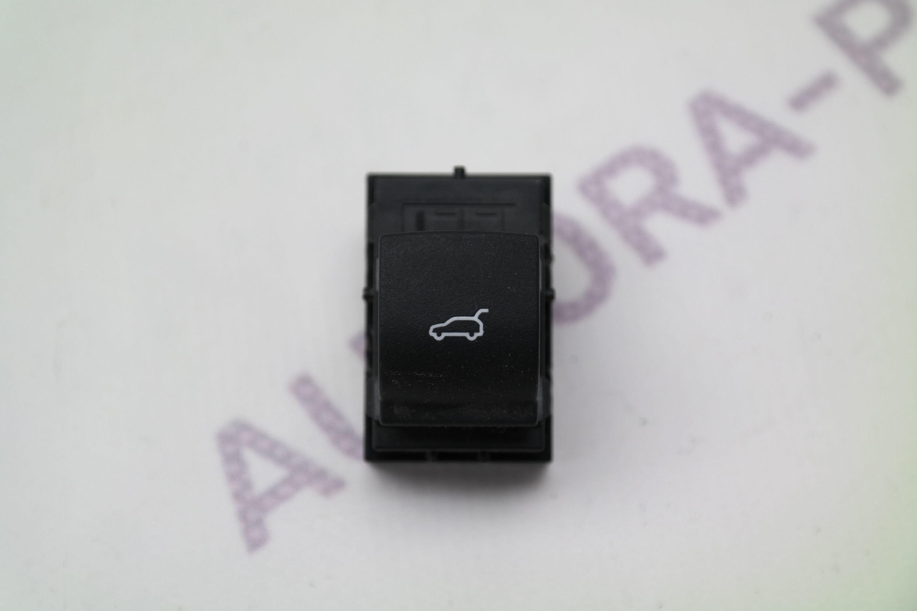 Кнопка открывания багажной двери BMW X5