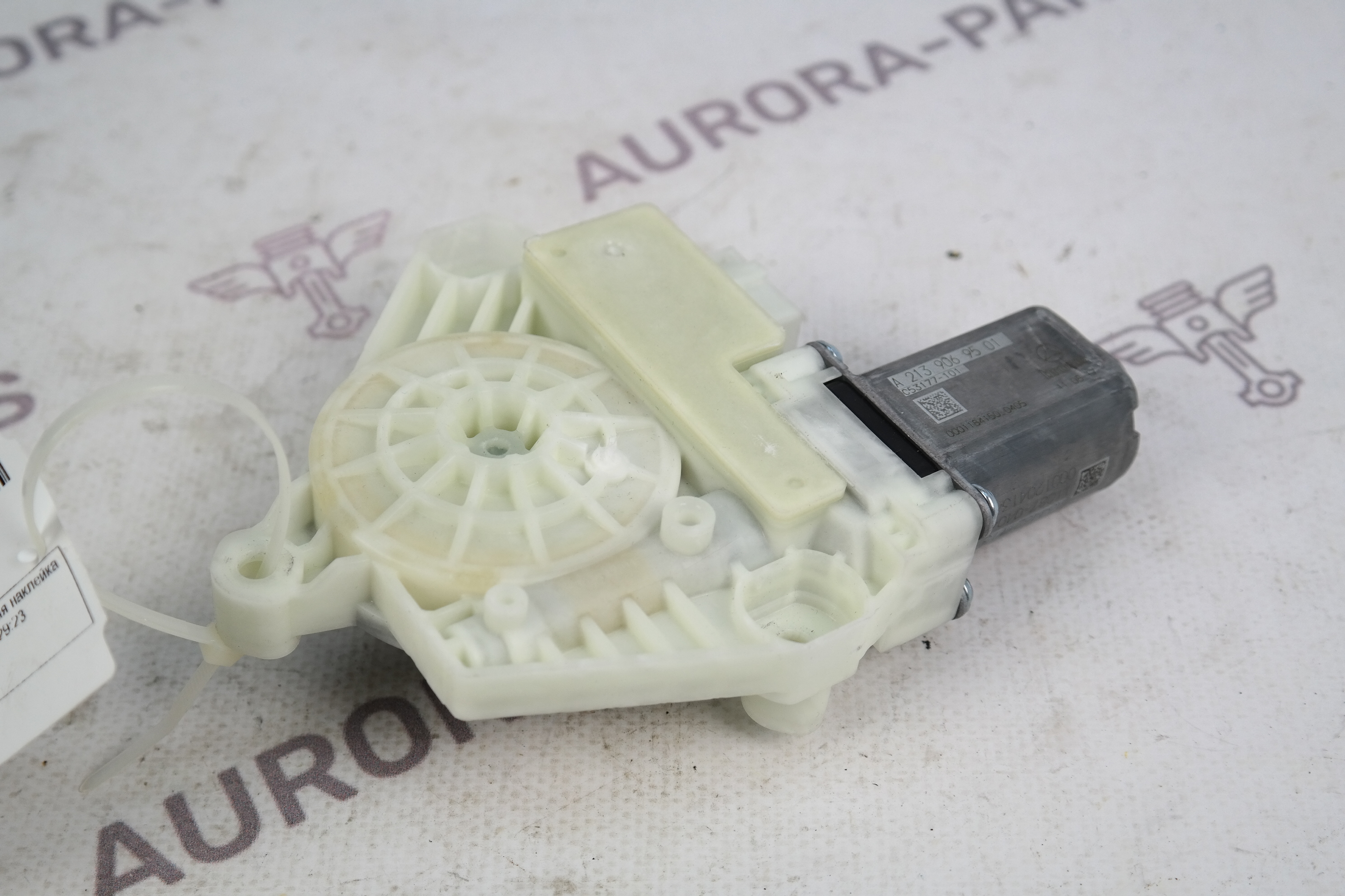 Мотор стеклоподъёмника передней двери RH Mercedes C-Klasse