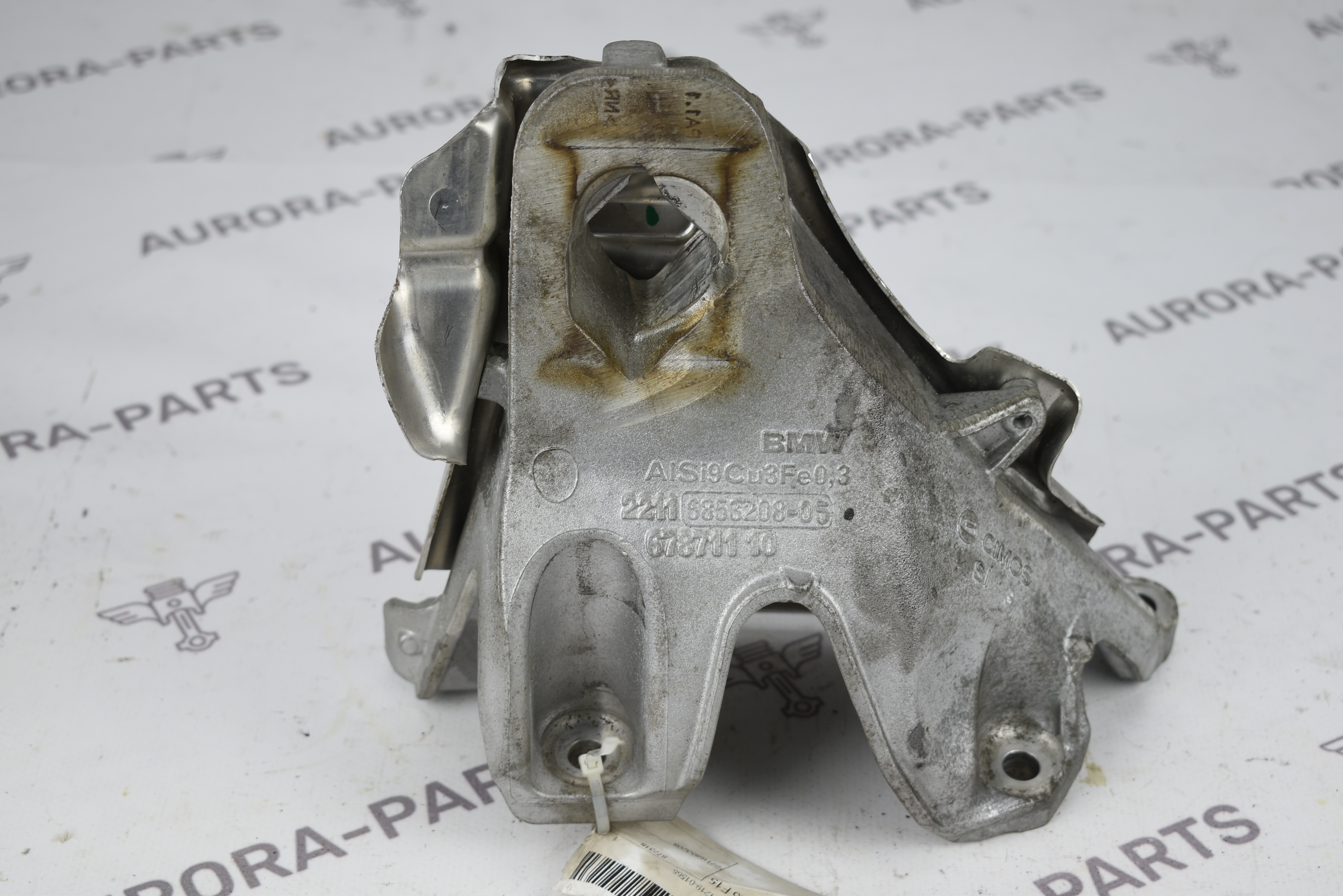 Кронштейн двигателя RH BMW X5