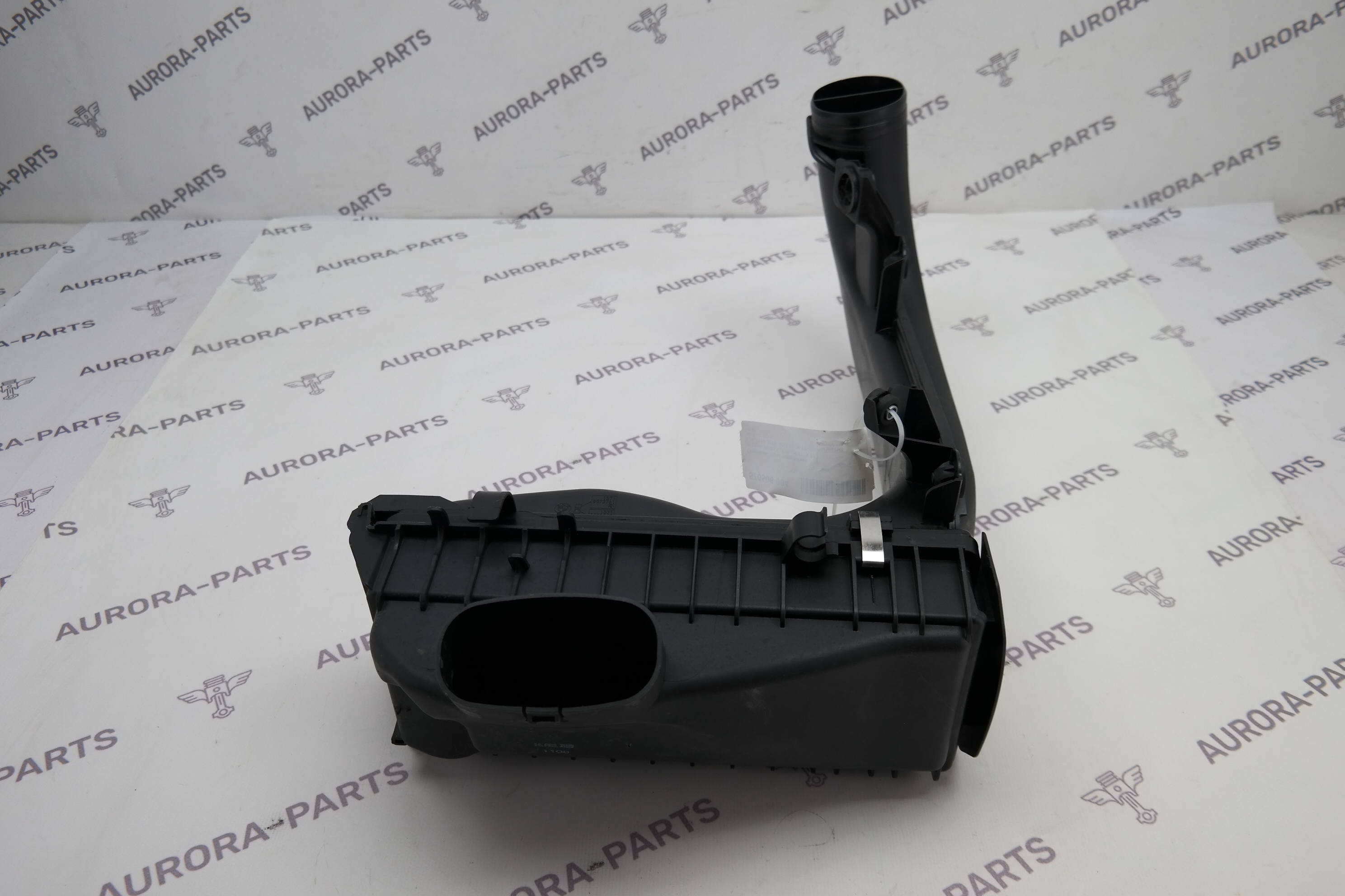 Корпус воздушного фильтра BMW X5