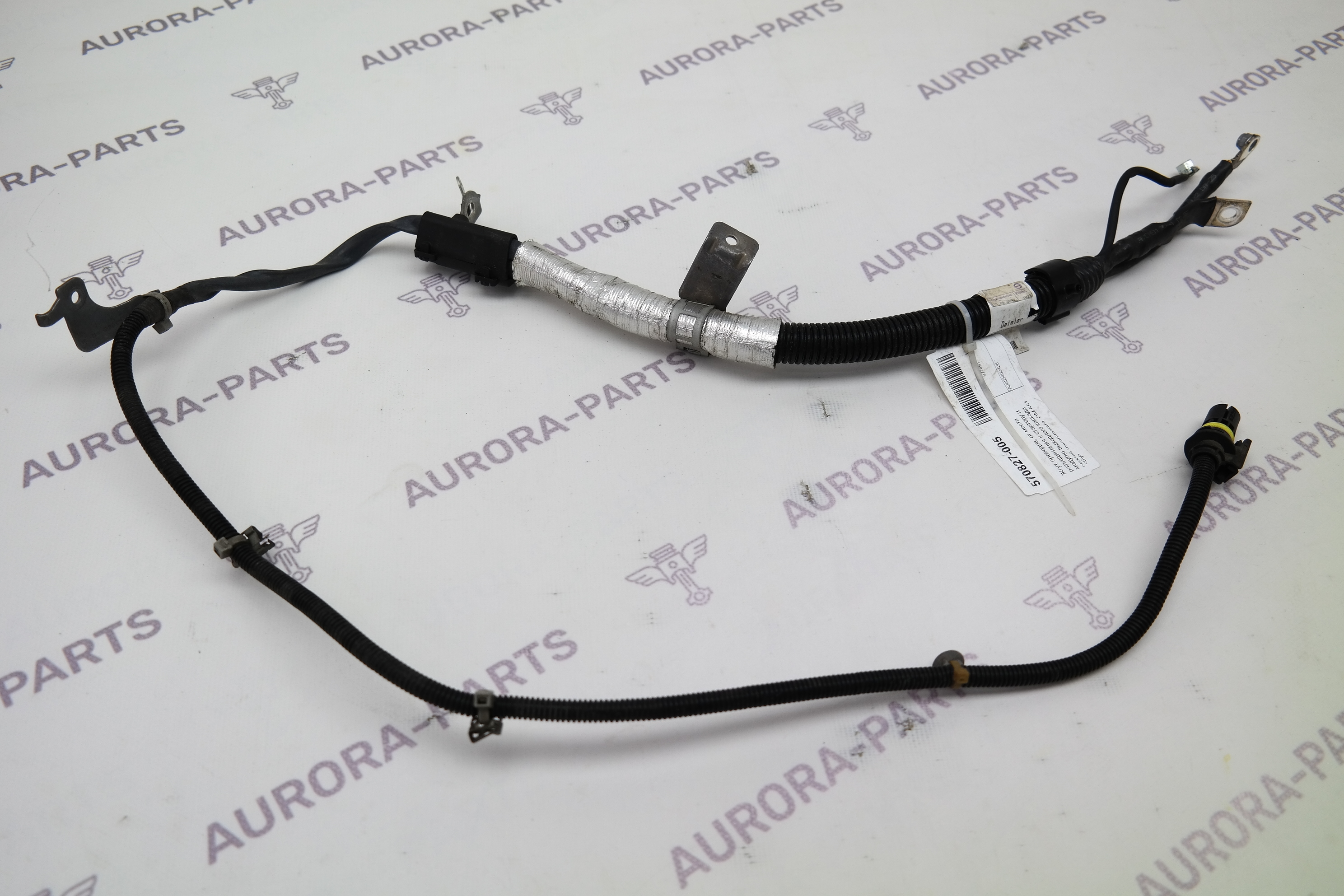 Жгут проводов, от места разъединения к стартеру и модулю выходного каскада свечей накаливания  ОМ 65 Mercedes C-Klasse