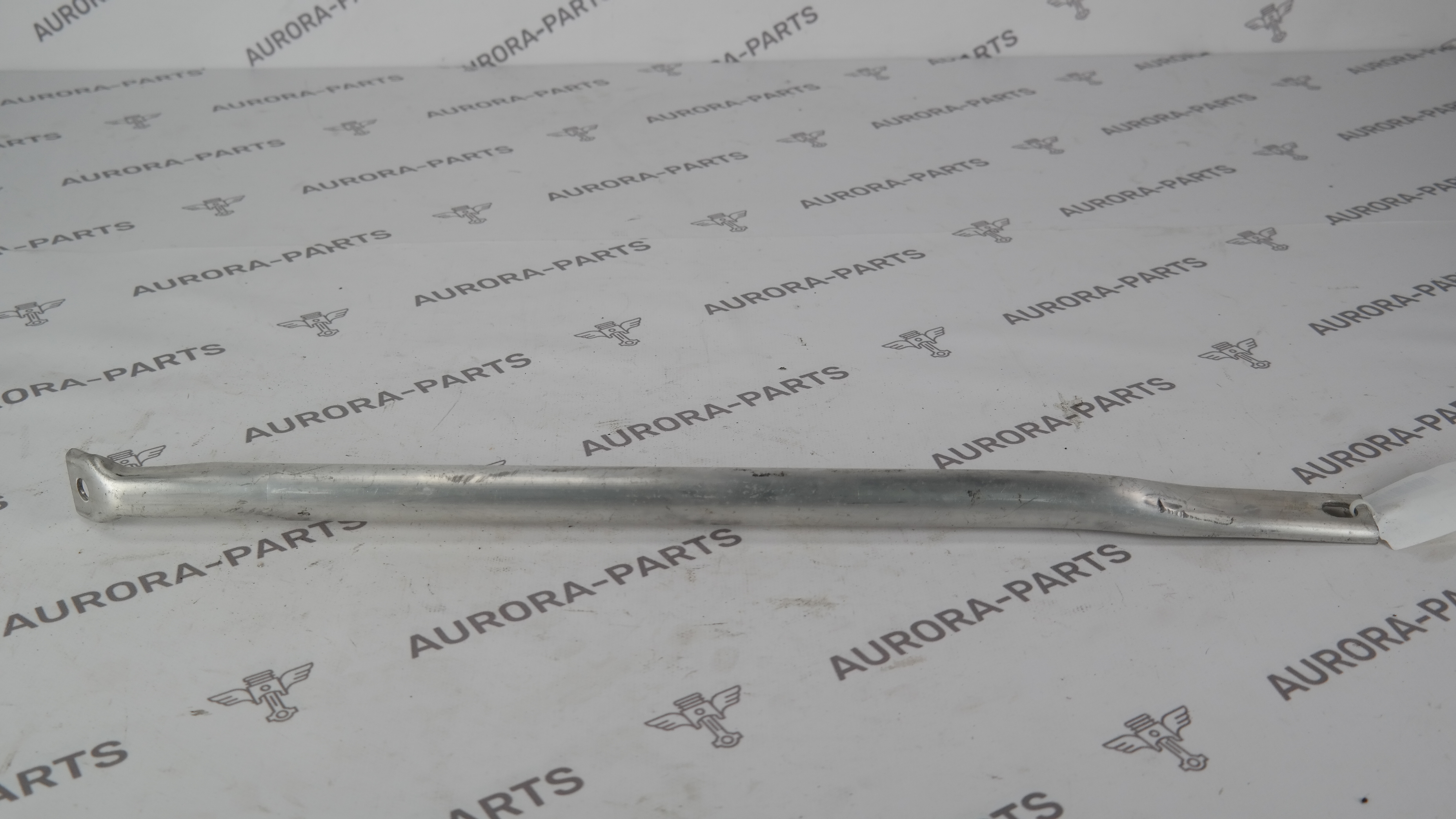 Кронштейн LH Mercedes GLC