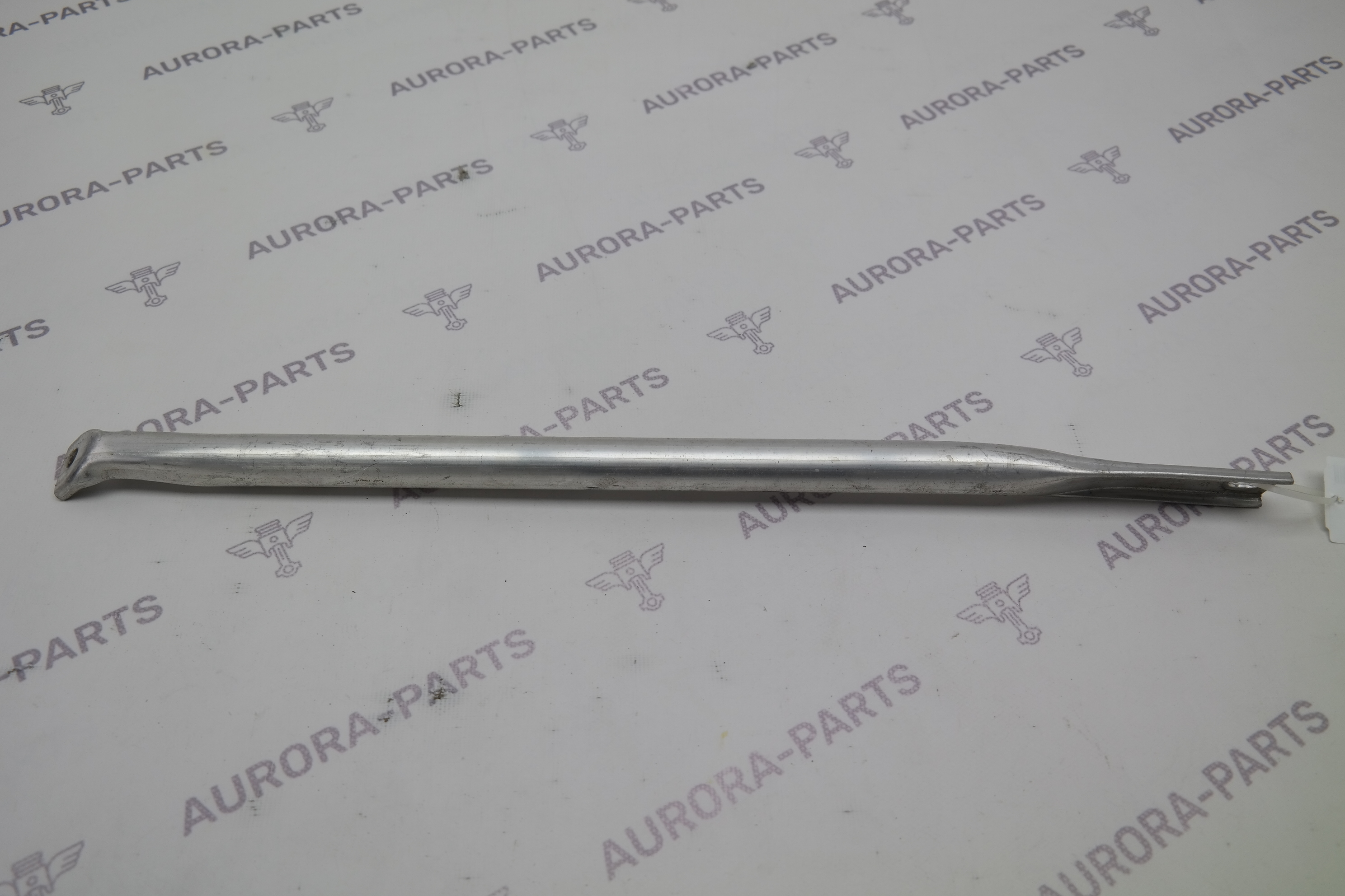 Кронштейн LH Mercedes GLC