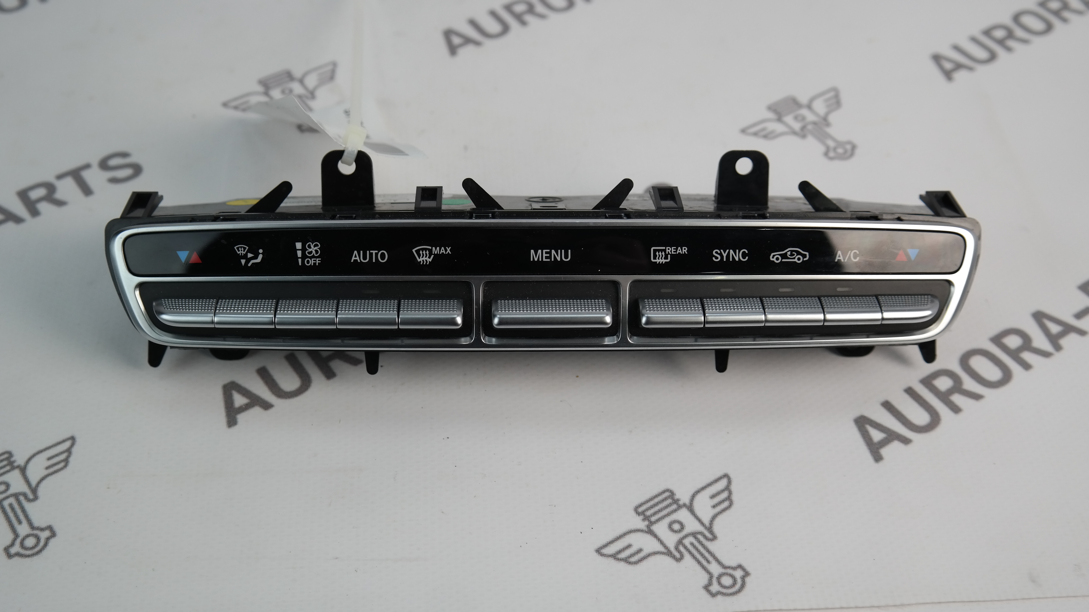 Блок управления климатической установкой Mercedes GLC