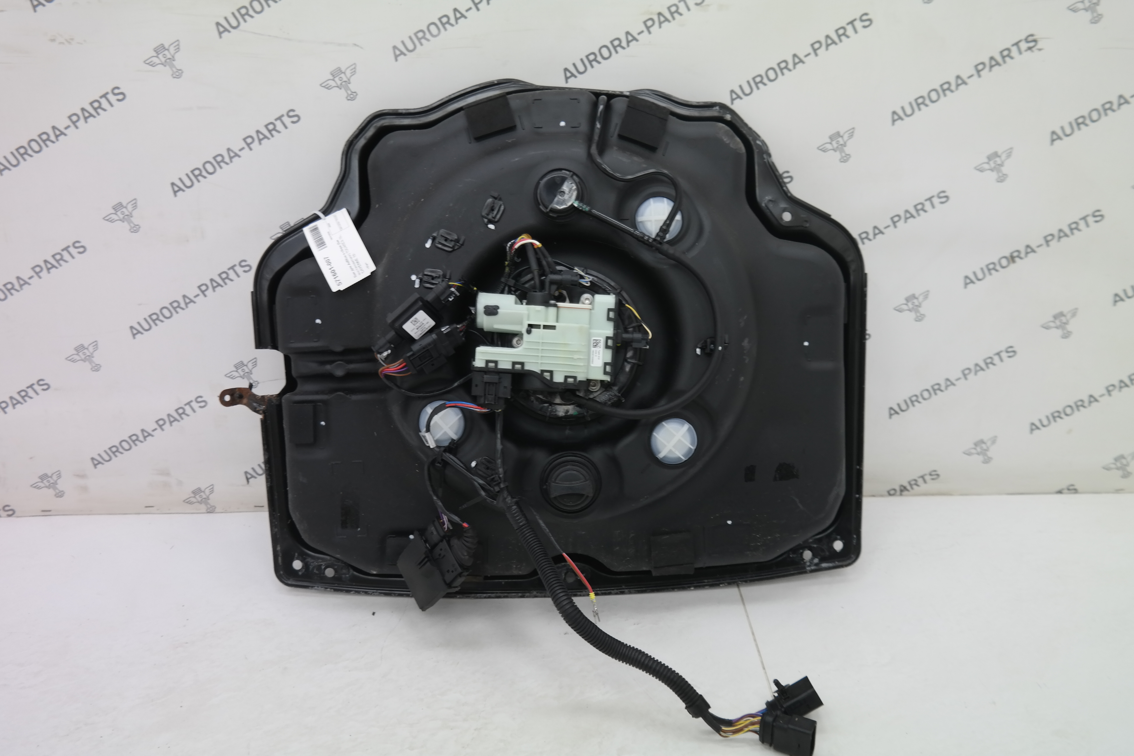 Бак для AdBlue в сборе (Бак востановителя) VW Touareg