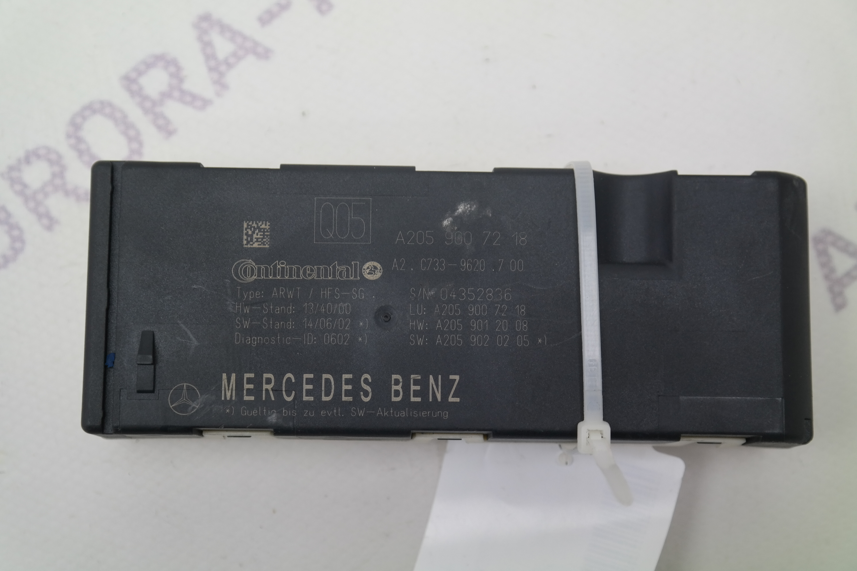 Блок управления автоматической крышкой багажника Mercedes GLC