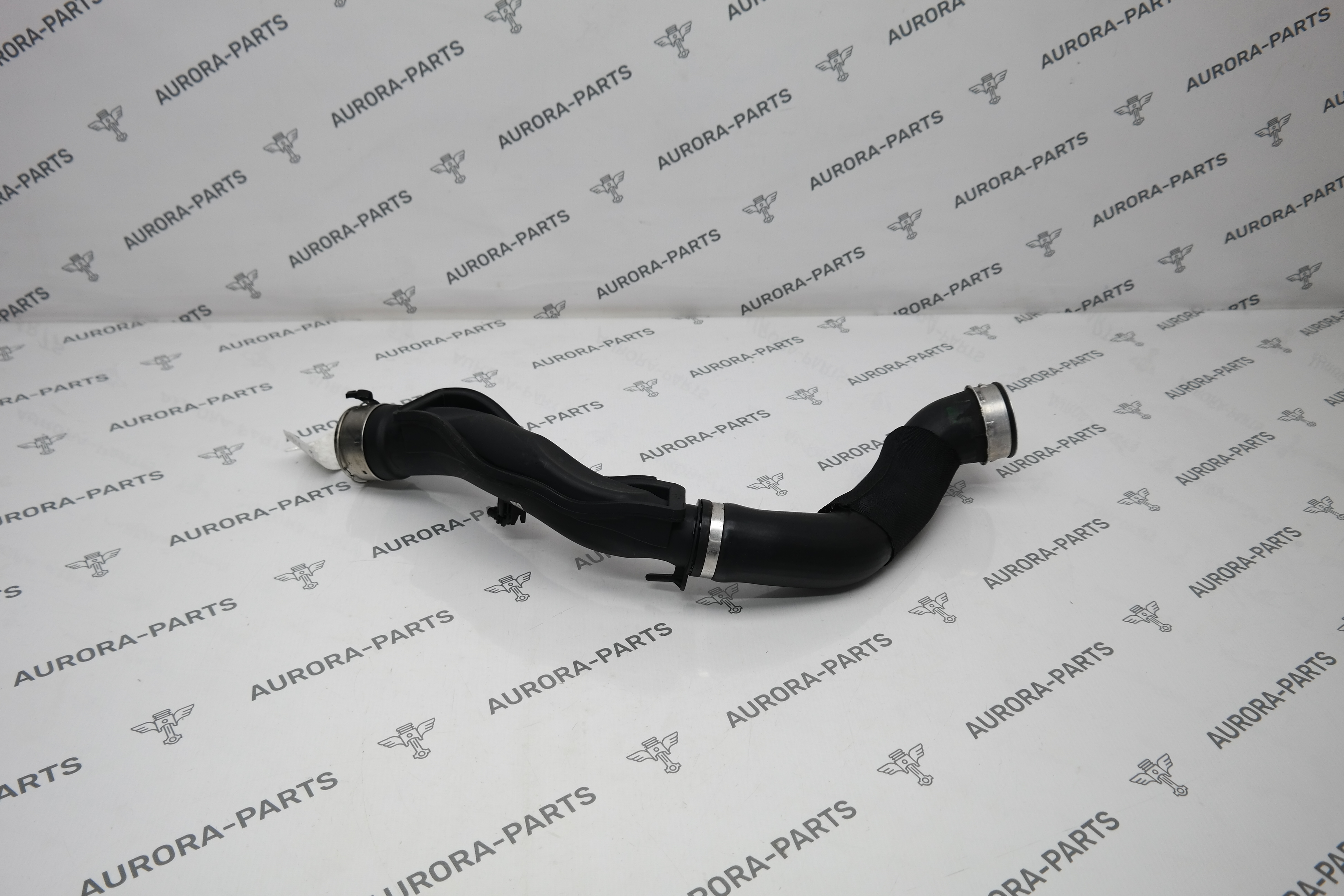 Патрубок интеркулера, трубопровод наддувочного воздуха BMW X6