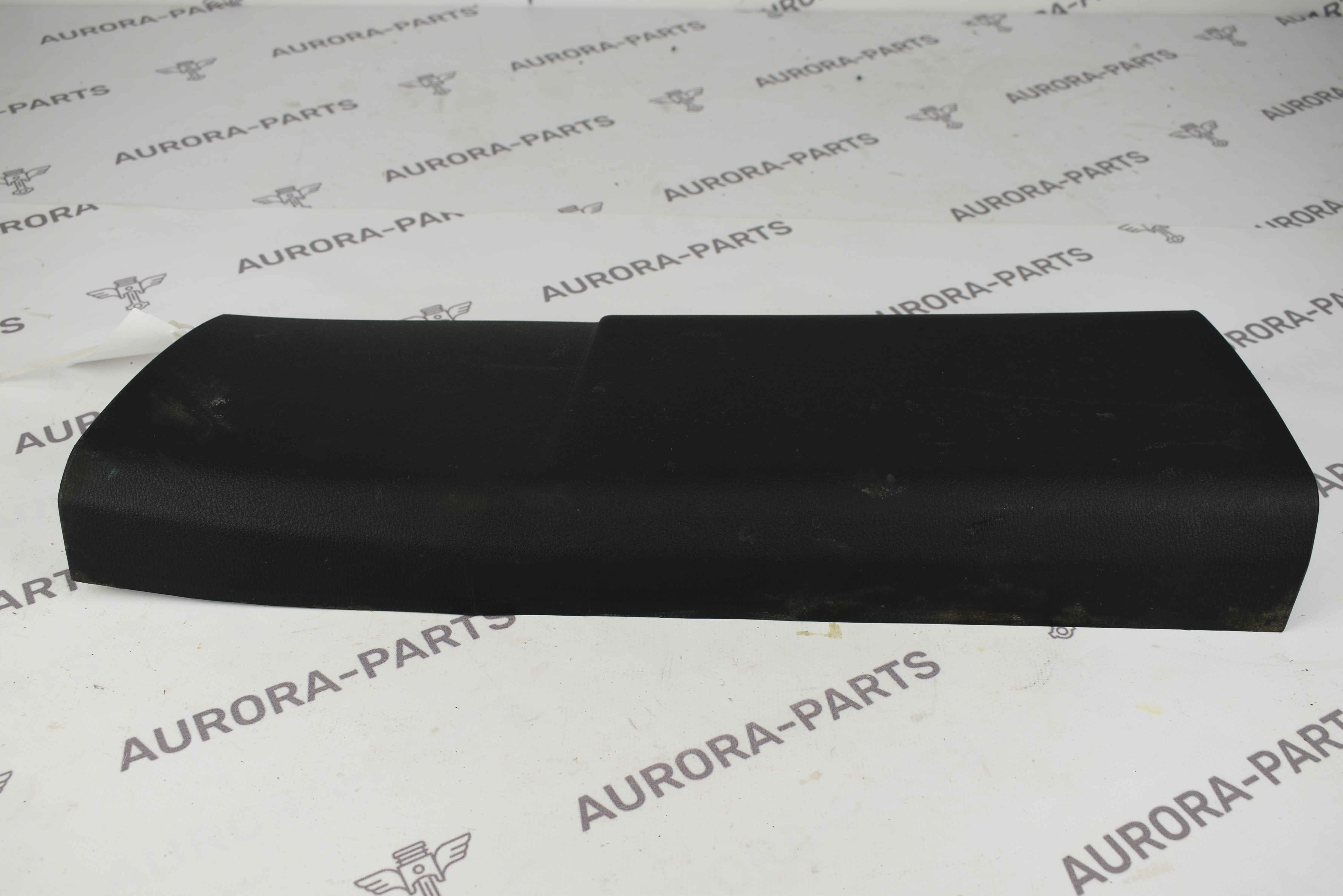 Обшивка стойки LH BMW X6