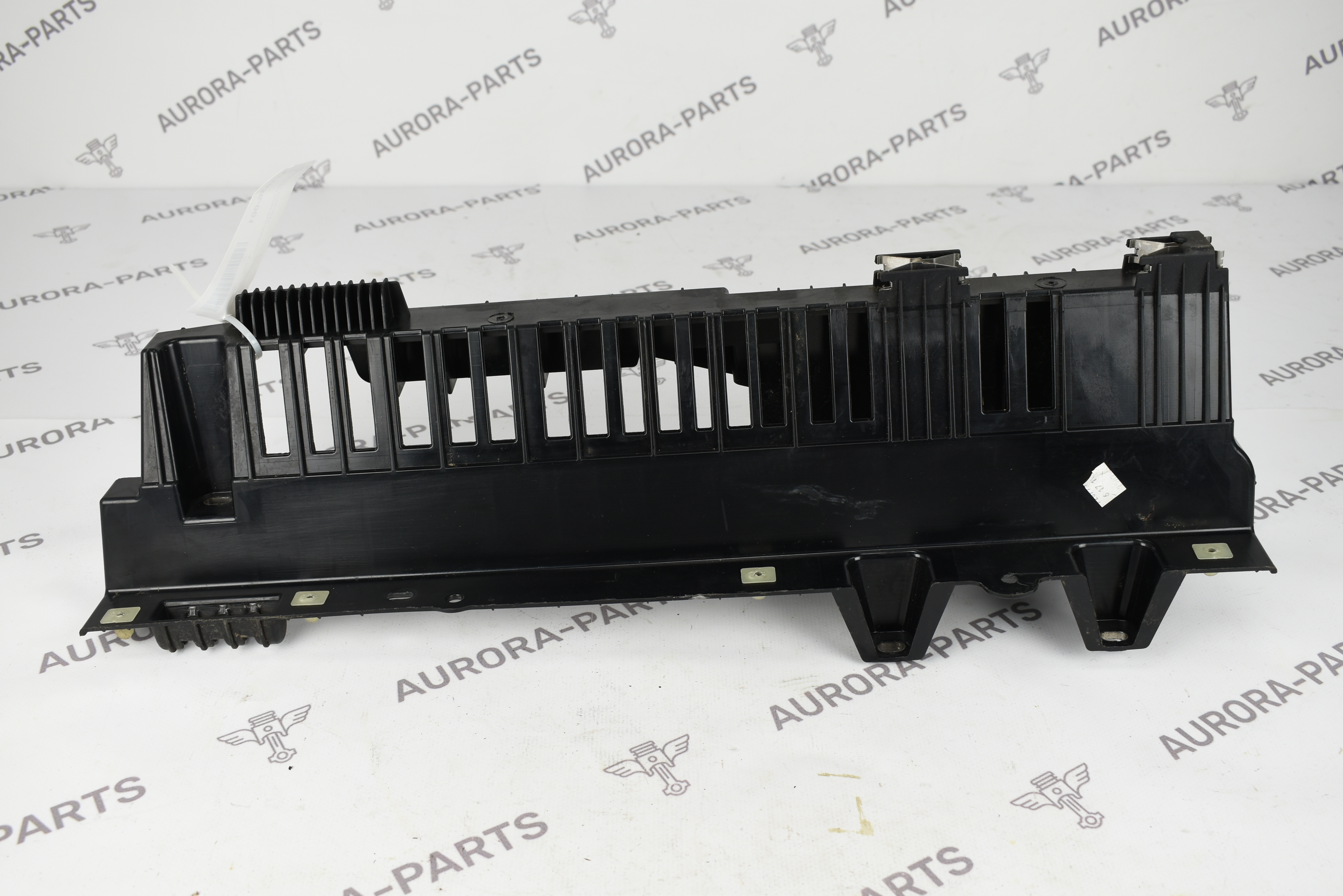 Кронштейн багажного отделения LH BMW X6