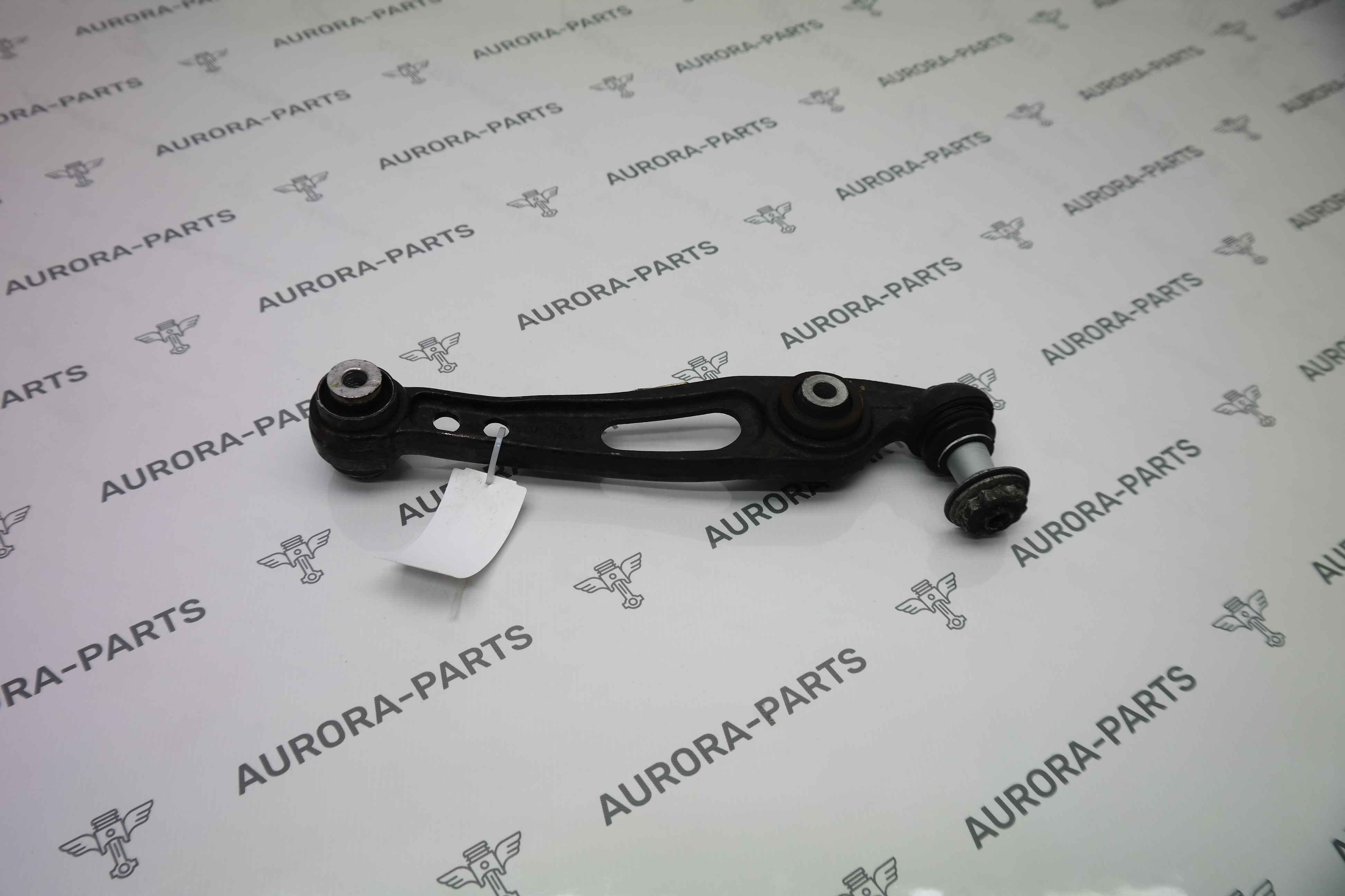 Рычаг поперечный передней подвески LH Land Rover Discovery