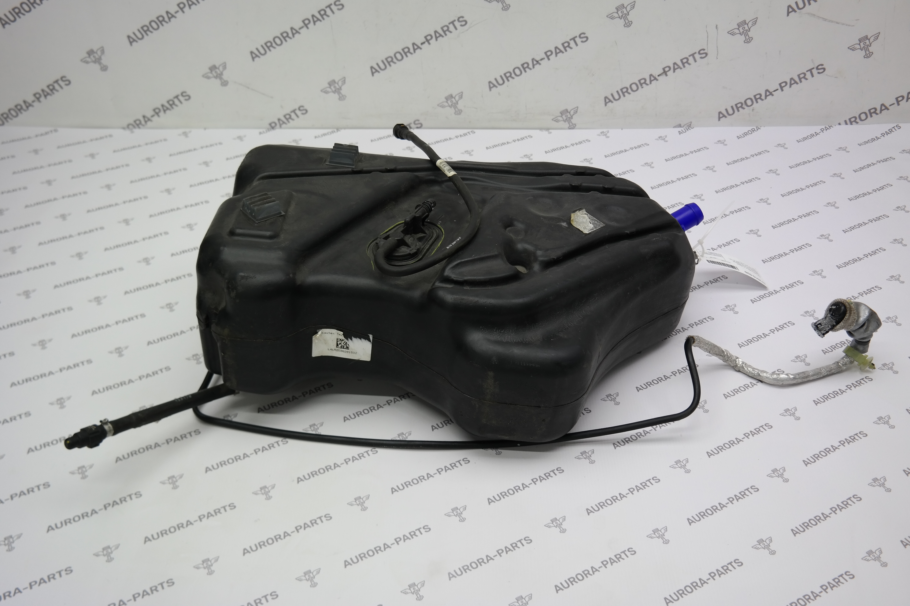 Бак для AdBlue в сборе, комплектный узел Land Rover Discovery