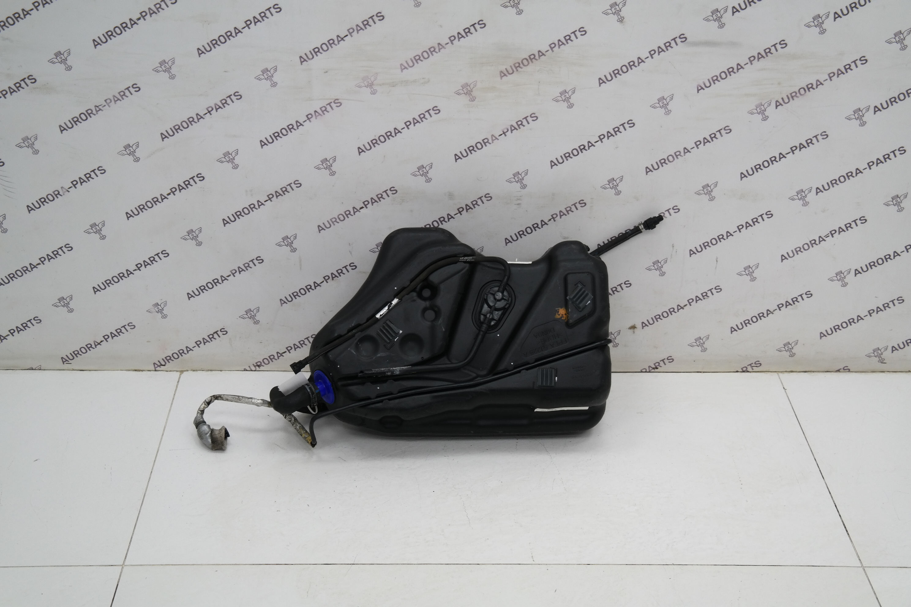 Бак для AdBlue в сборе, комплектный узел Land Rover Discovery