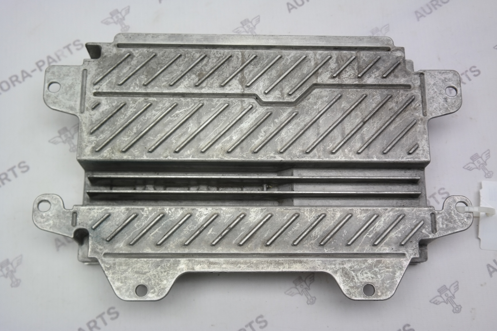 Усилитель аудиосистемы Land Rover Discovery