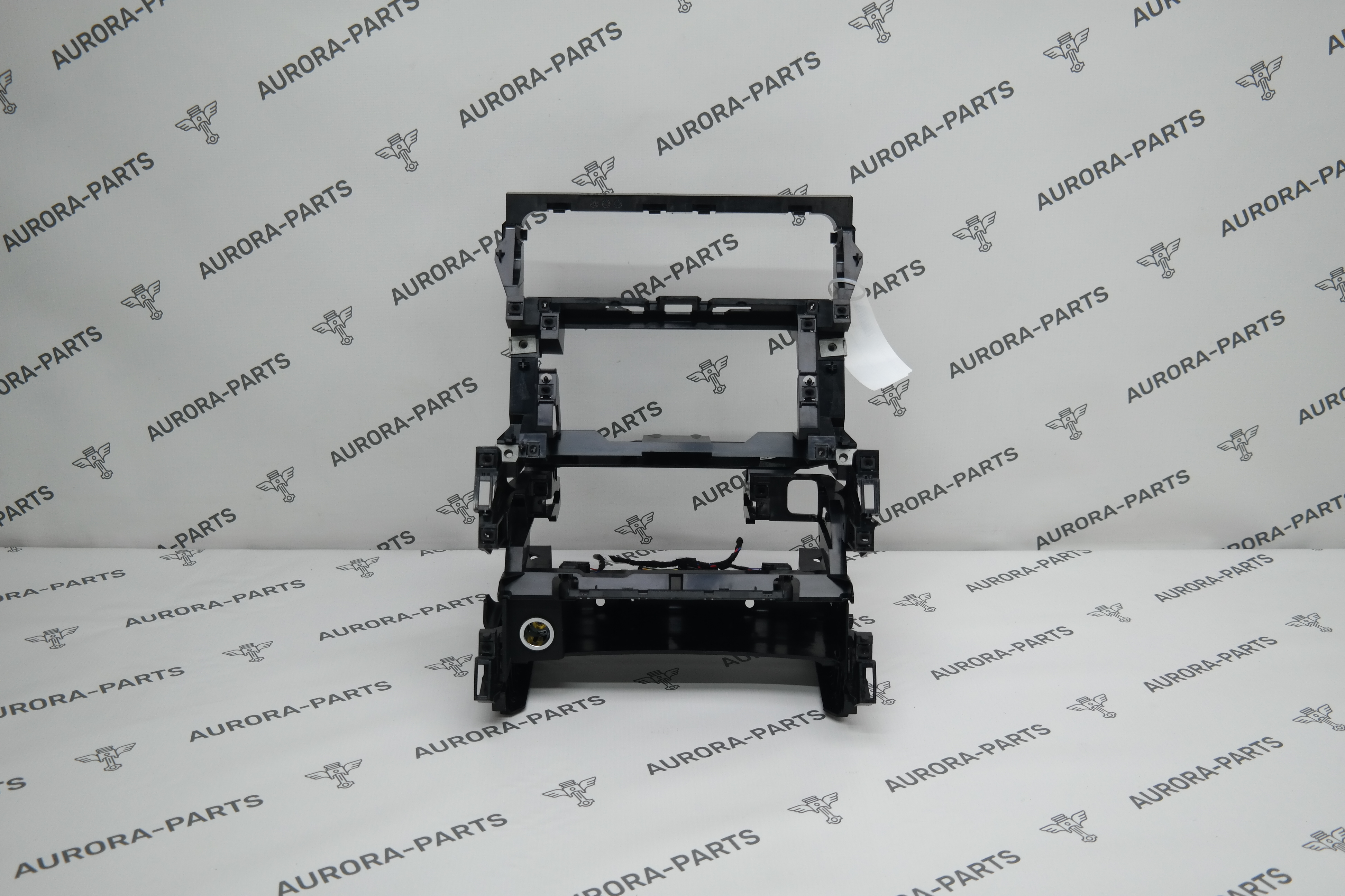 Кронштейн центральной консоли Land Rover Discovery