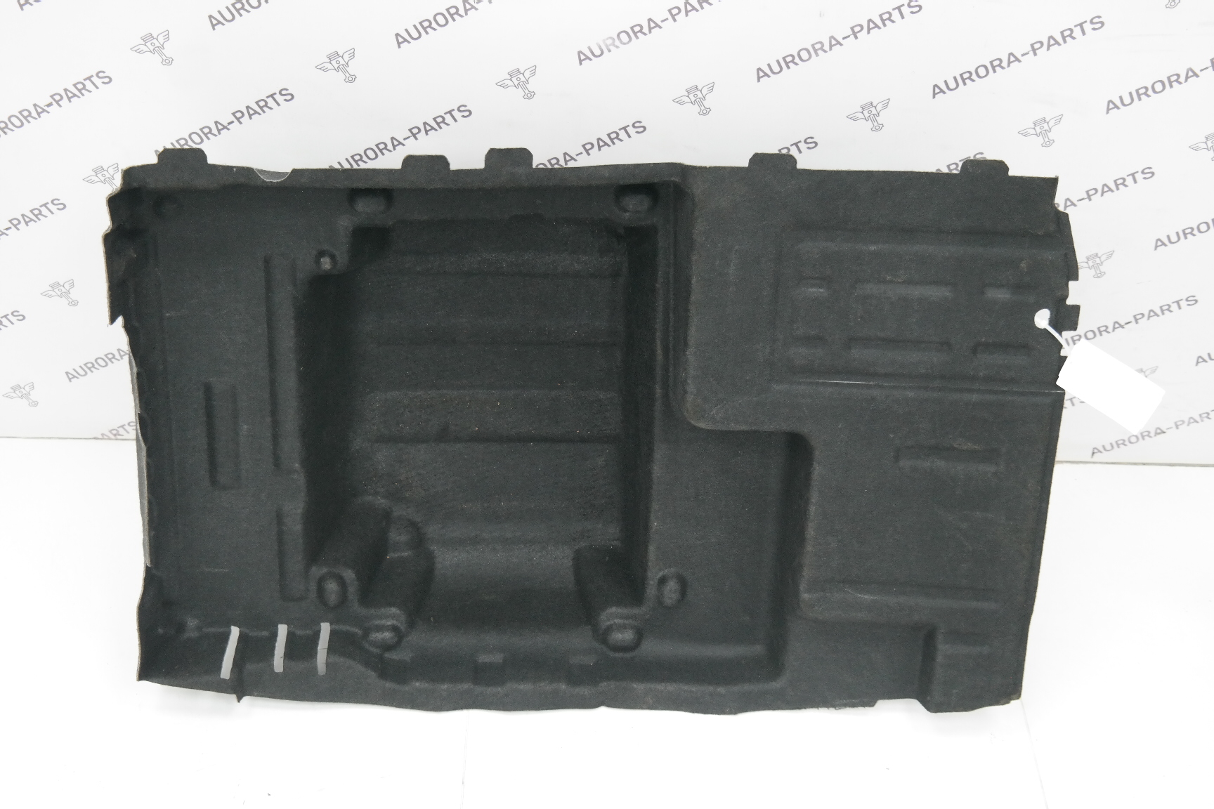 Обшивка ниши багажника Mercedes C-Klasse