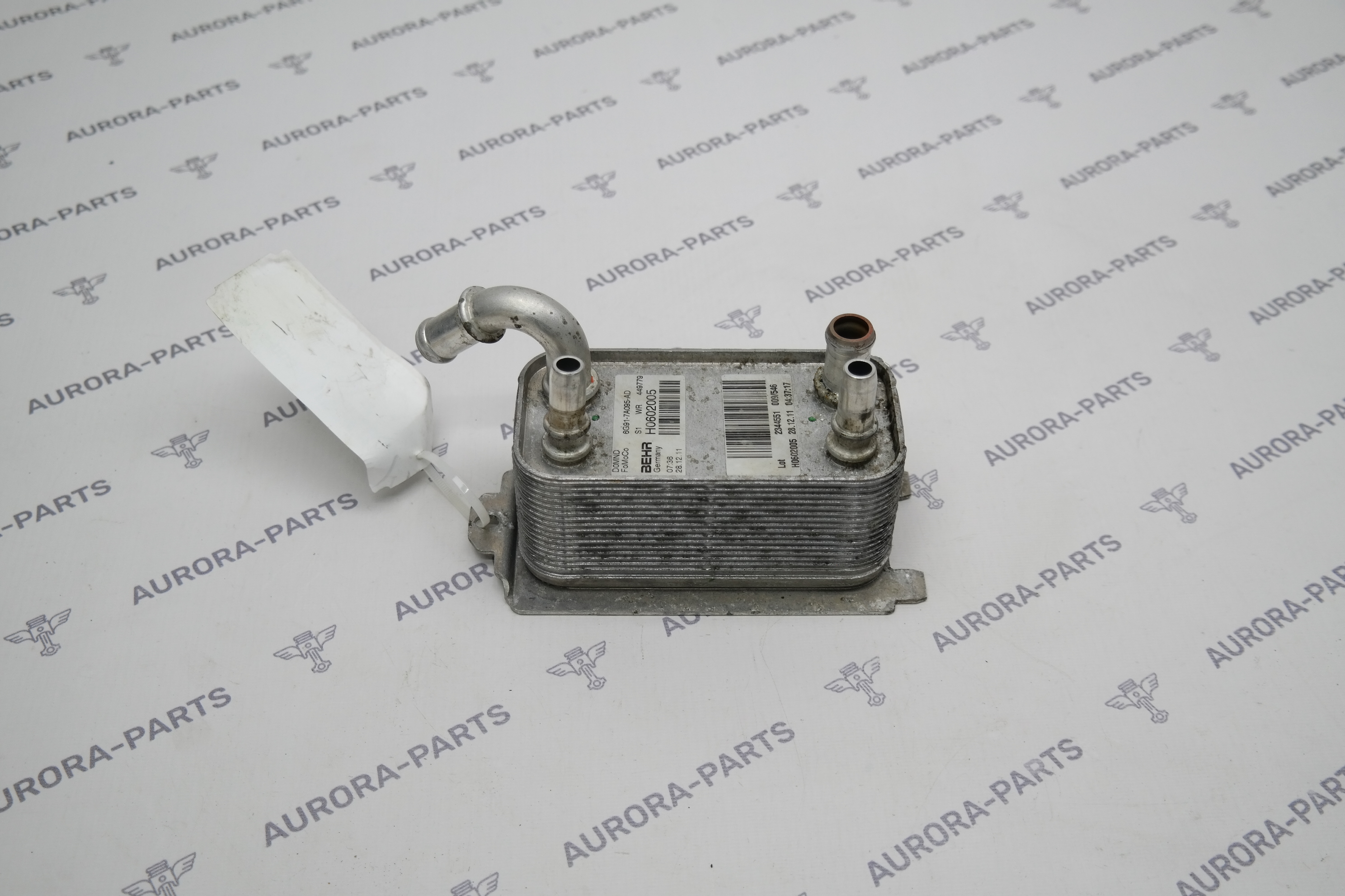 Радиатор масляный (теплообменник) Land Rover Range Rover Evoque