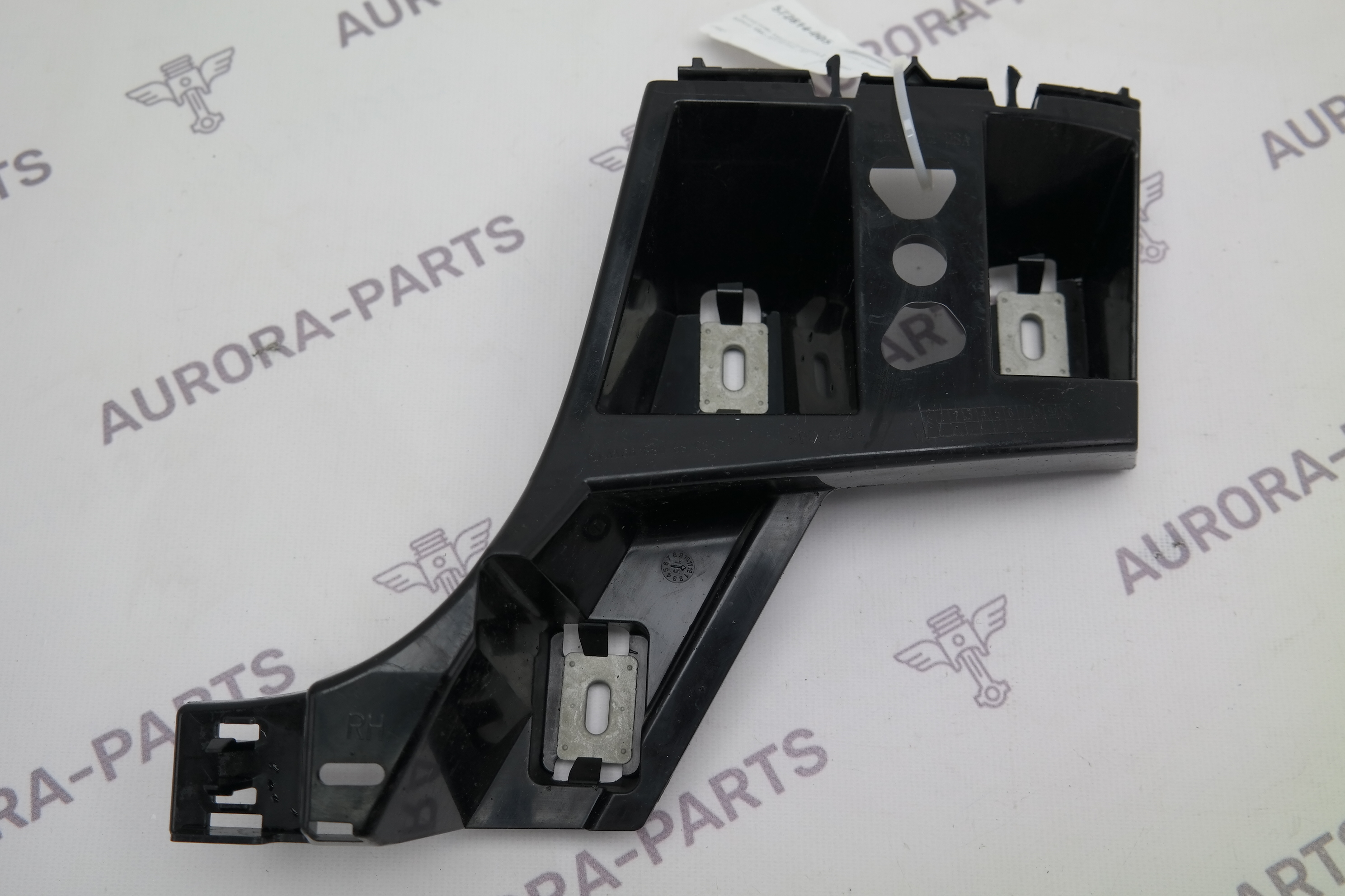 Кронштейн заднего бампера малый AMG RH Mercedes ML/GLE