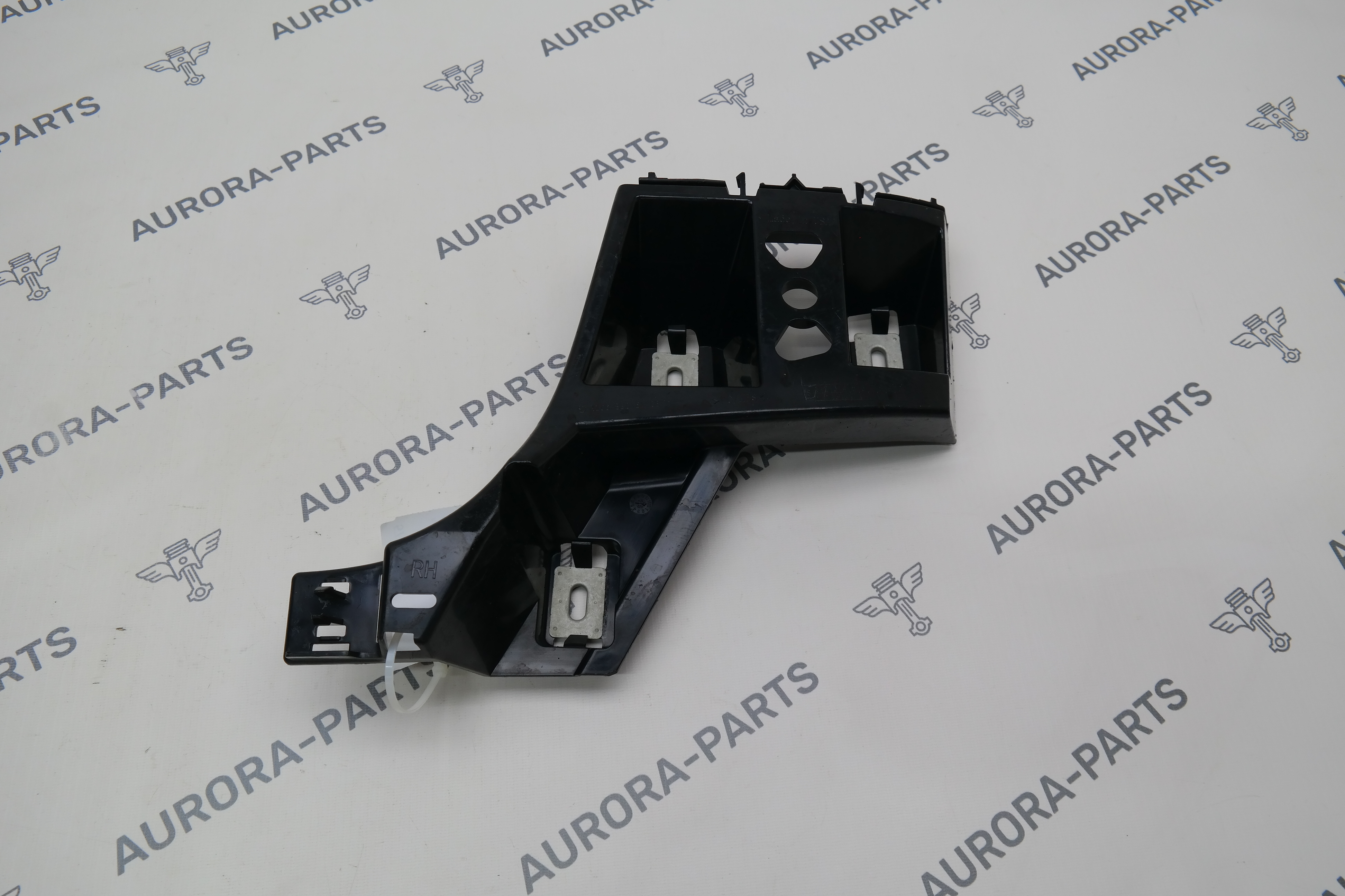 Кронштейн заднего бампера малый AMG RH Mercedes ML/GLE