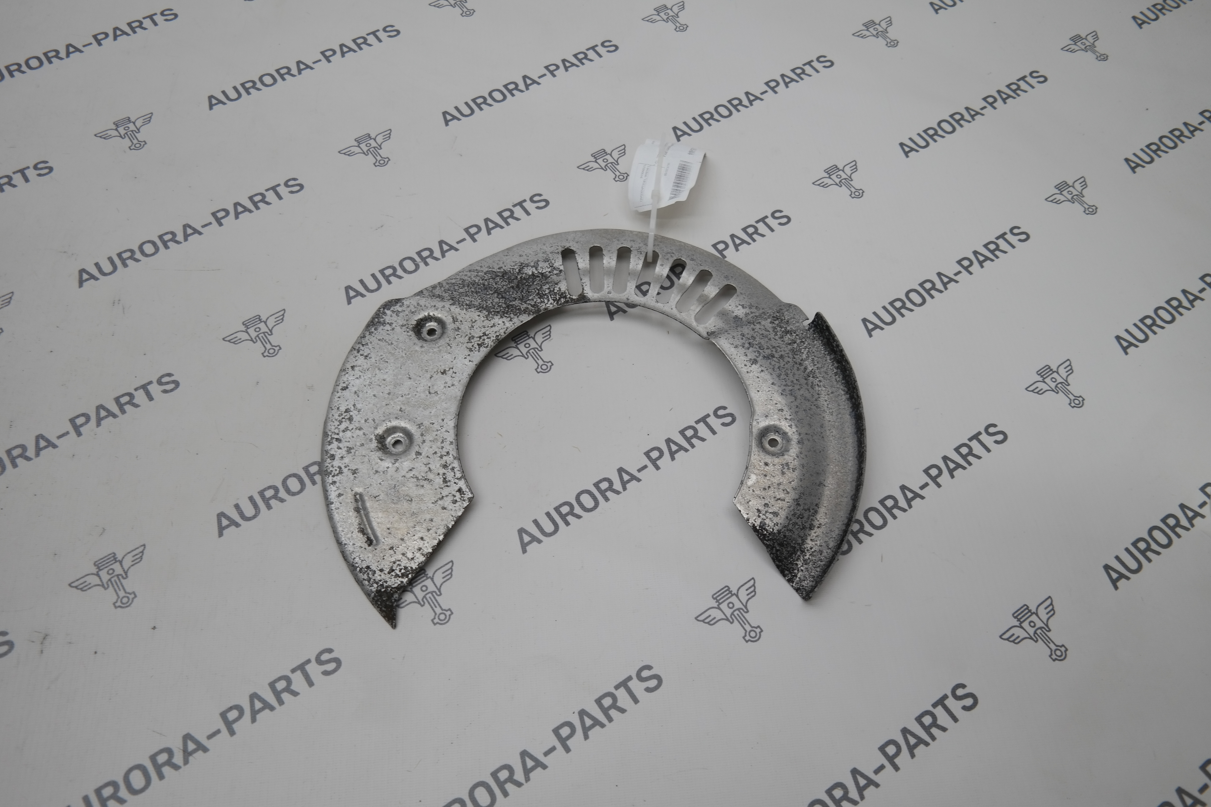 Пыльник тормозного диска переднего колеса LH Jaguar F-Pace