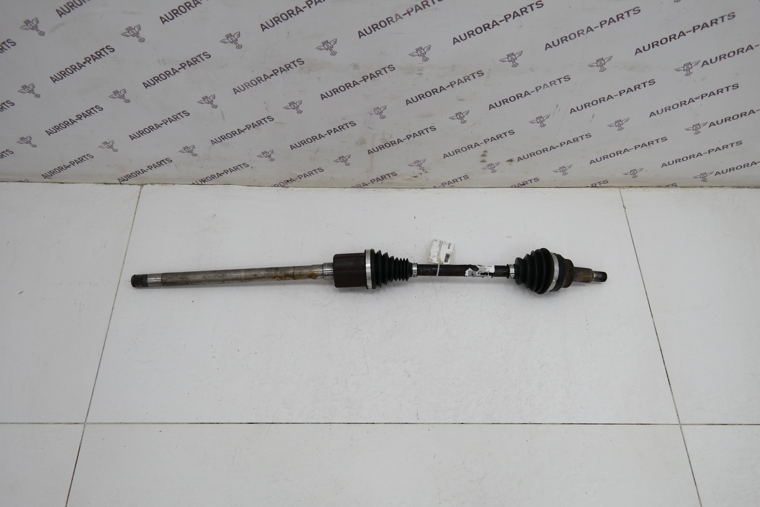 Привод переднего колеса RH Jaguar F-Pace