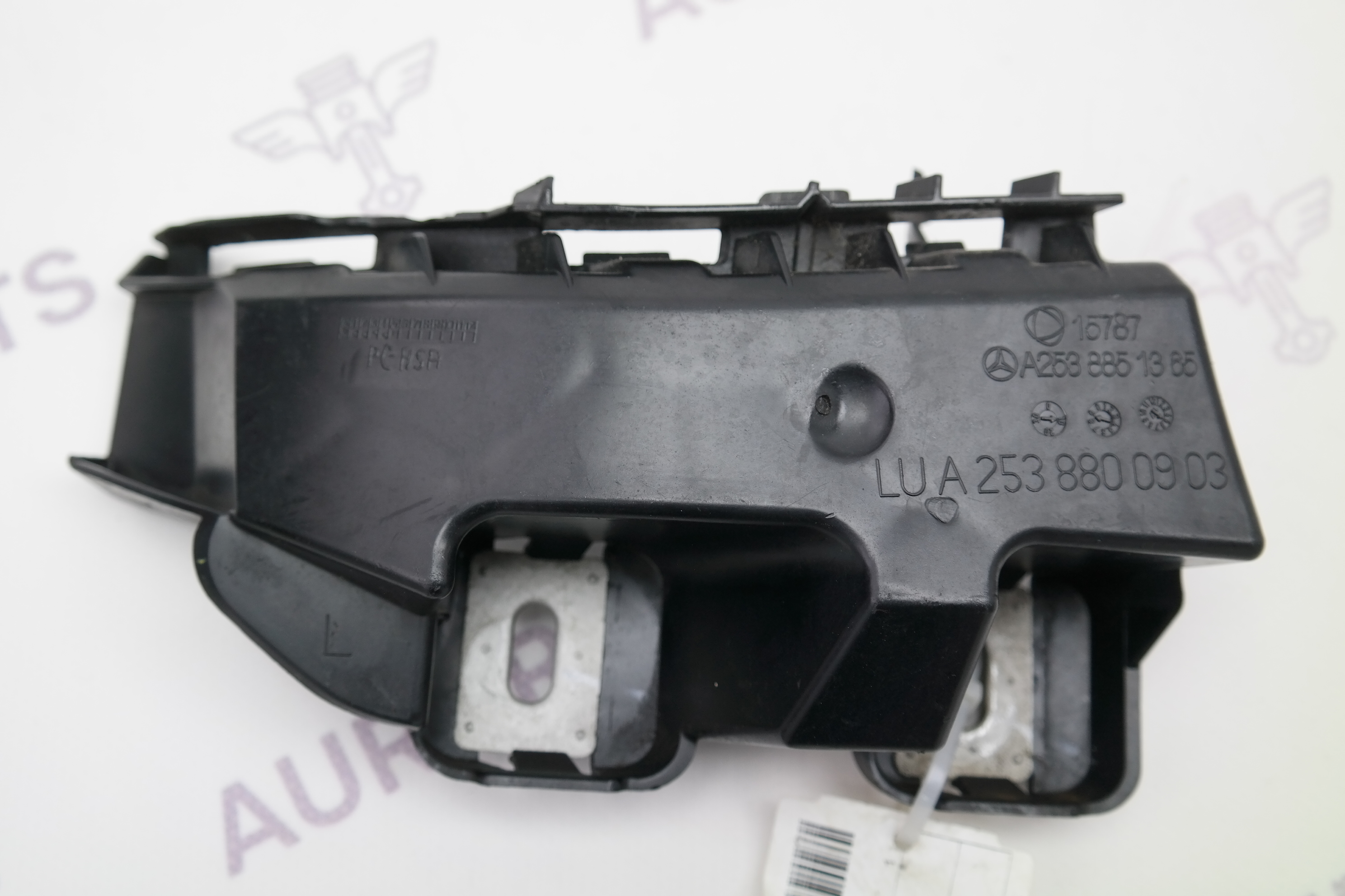 Кронштейн заднего бампера LH Mercedes GLC