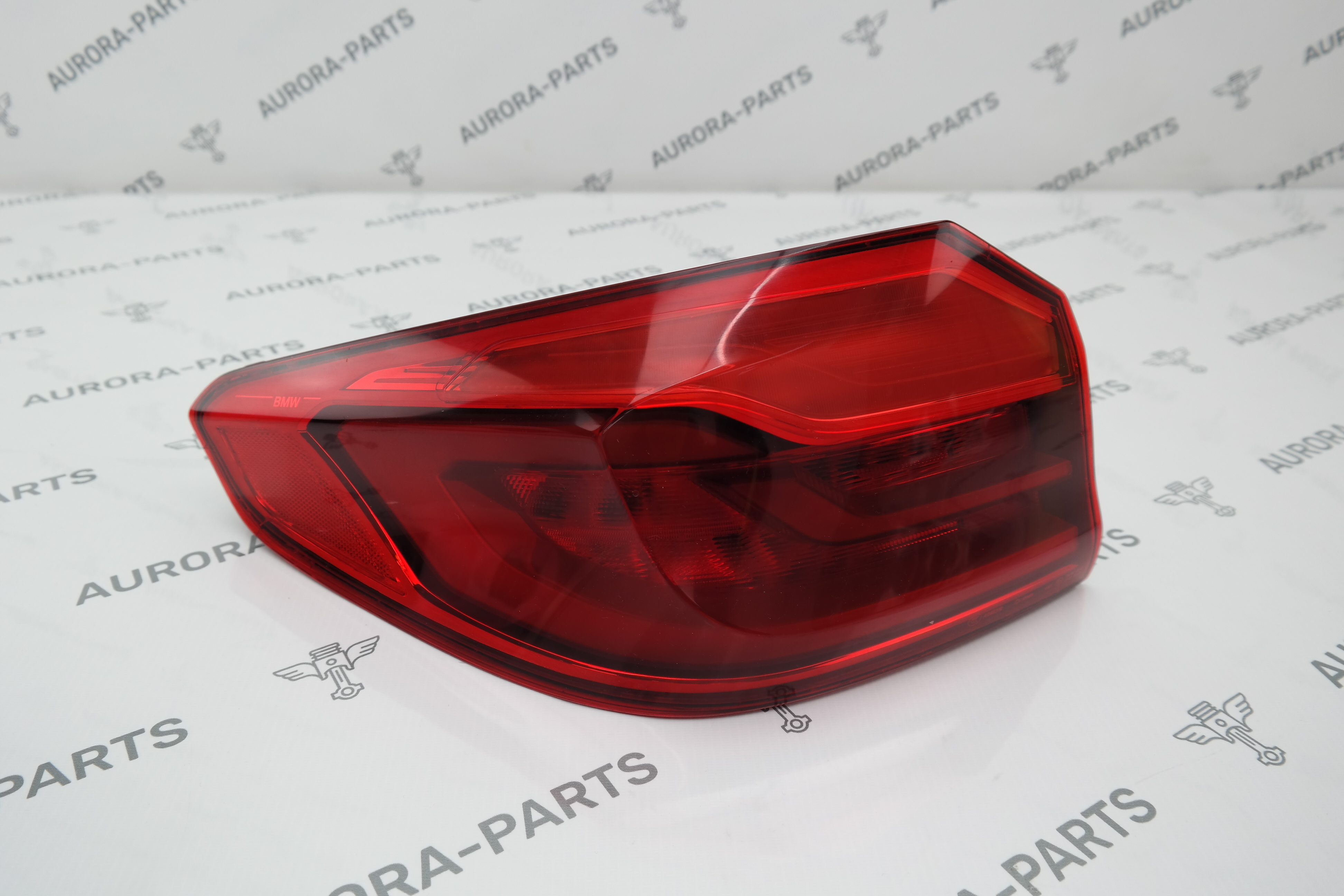 Фонарь задний LH в крыло BMW 5-Series