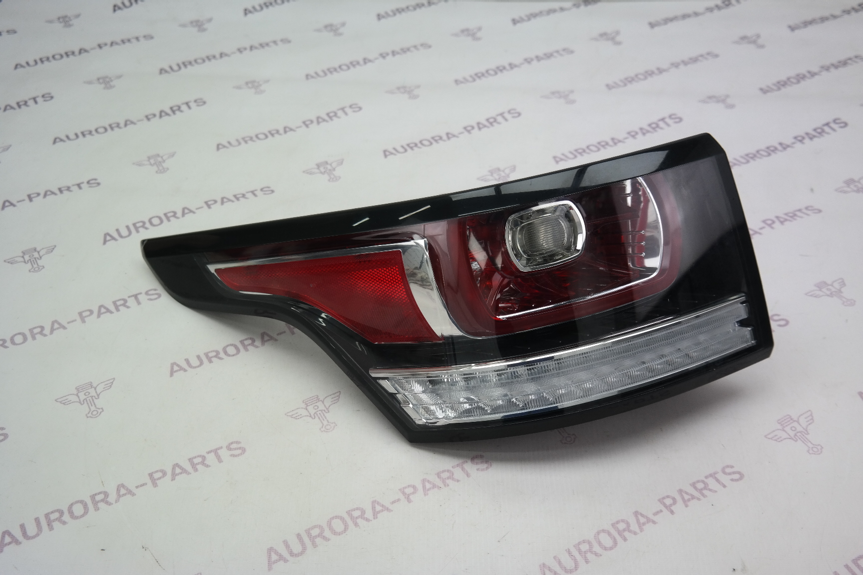Фонарь задний LH Land Rover Range Rover Sport