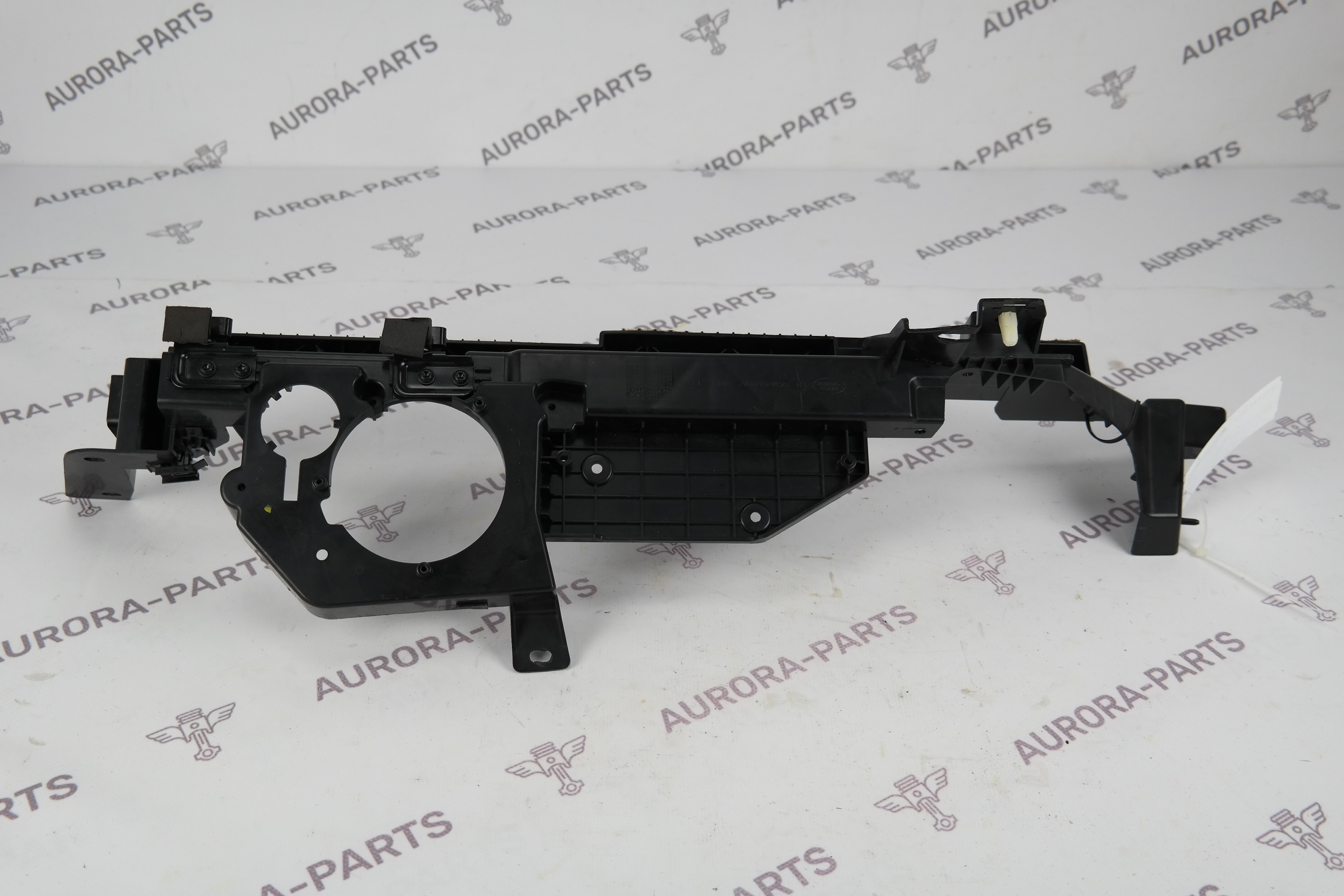 Кронштейн полки багажника LH Land Rover Range Rover 30DDTX