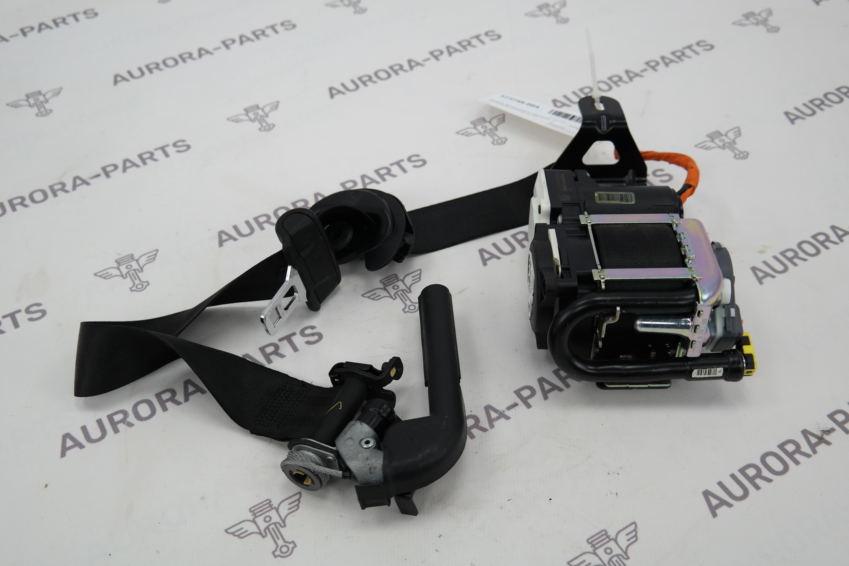 Ремень безопасности передний RH Land Rover Range Rover 30DDTX