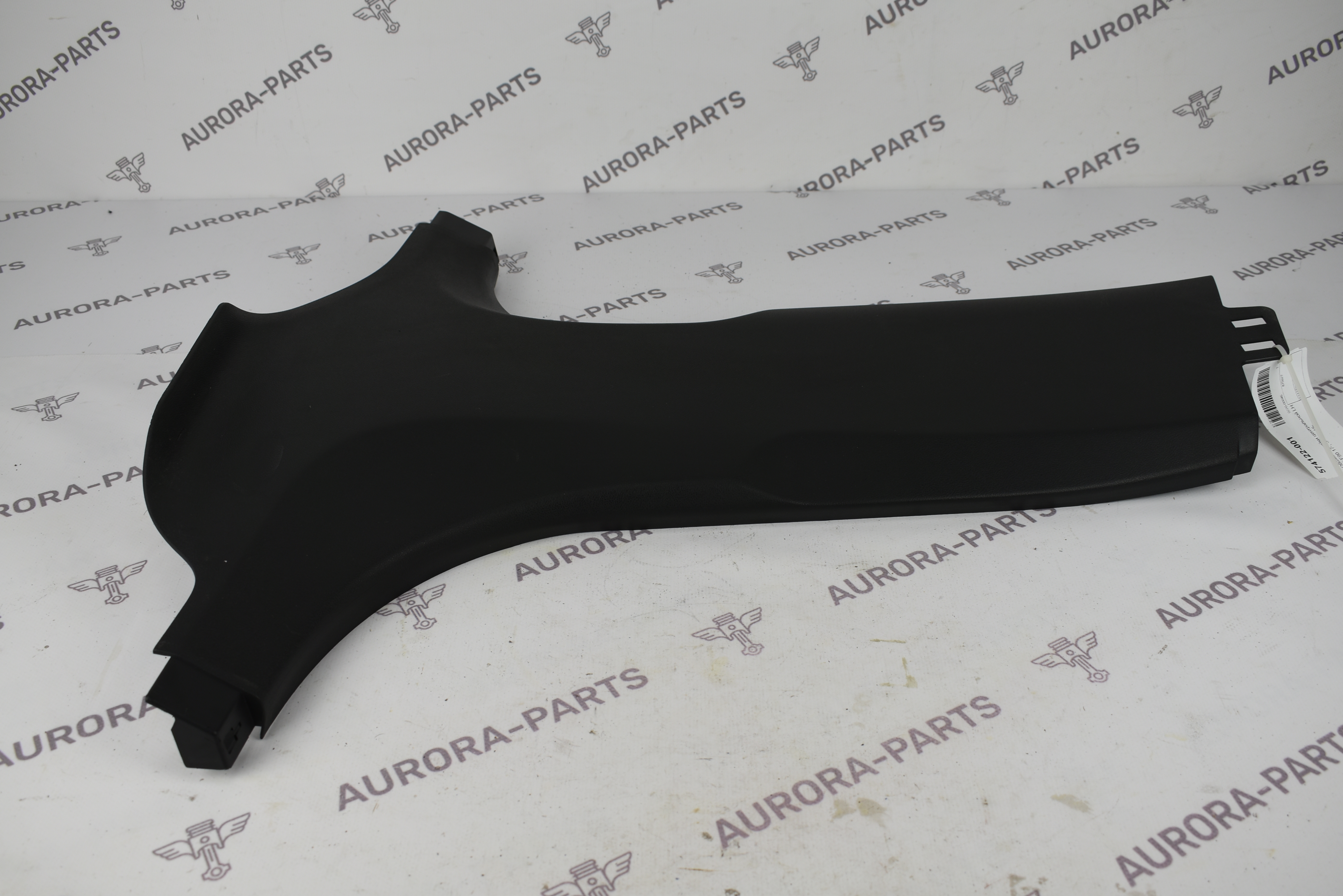 Обшивка стойки центральной LH BMW 5-Series