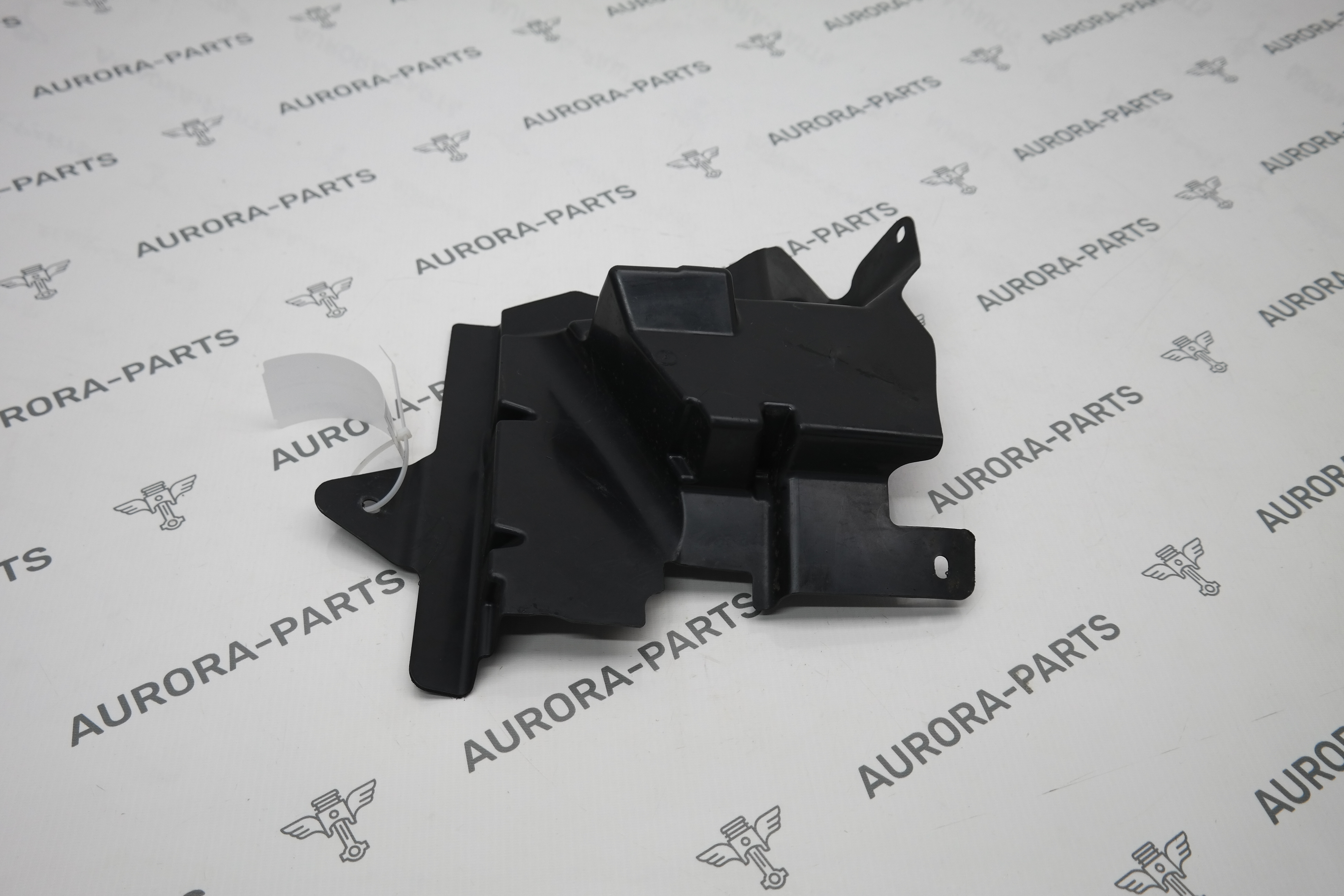 Брызговик передний RH Jaguar F-Pace