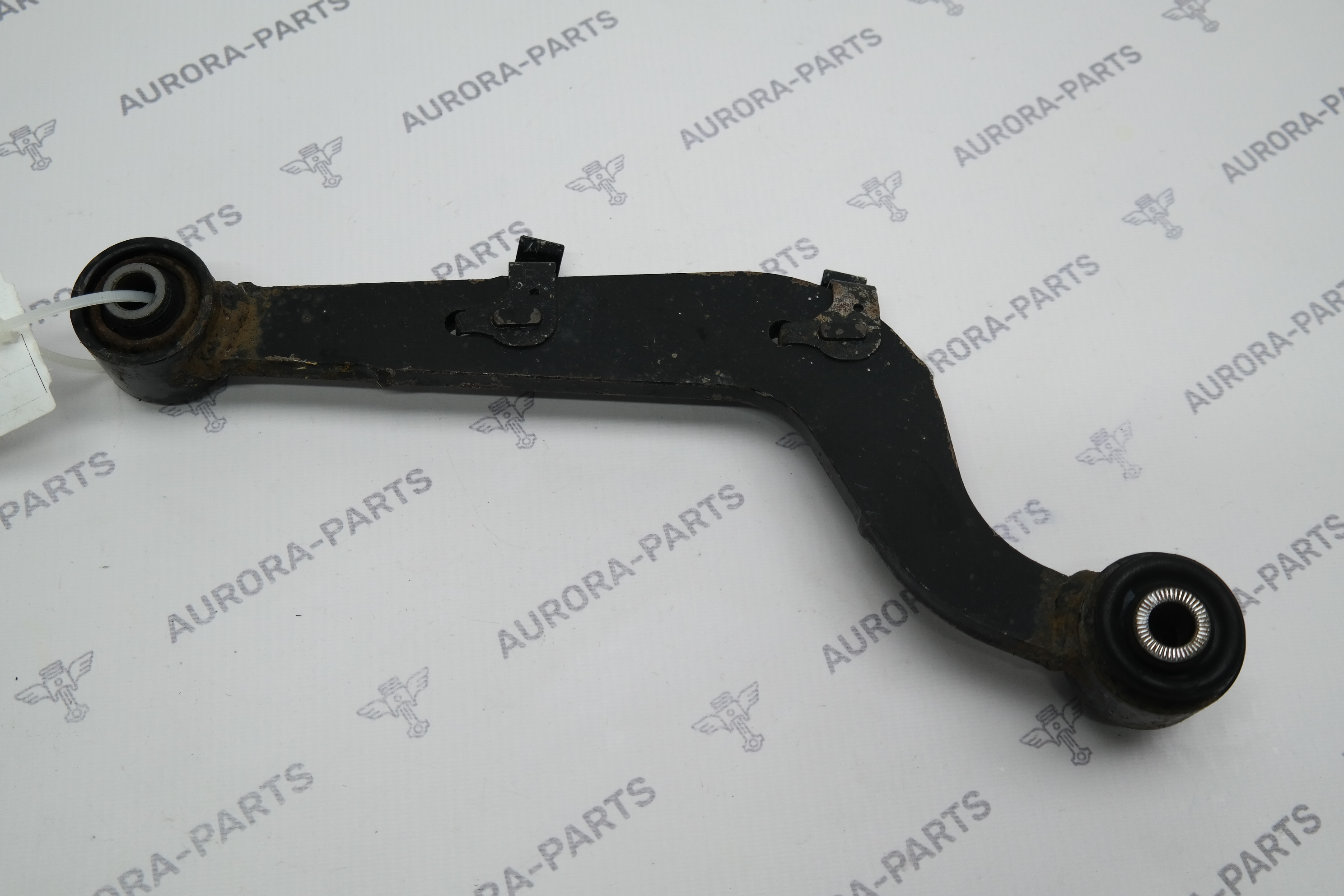 Рычаг верхний поперечный задней подвески RH Lexus NX 200