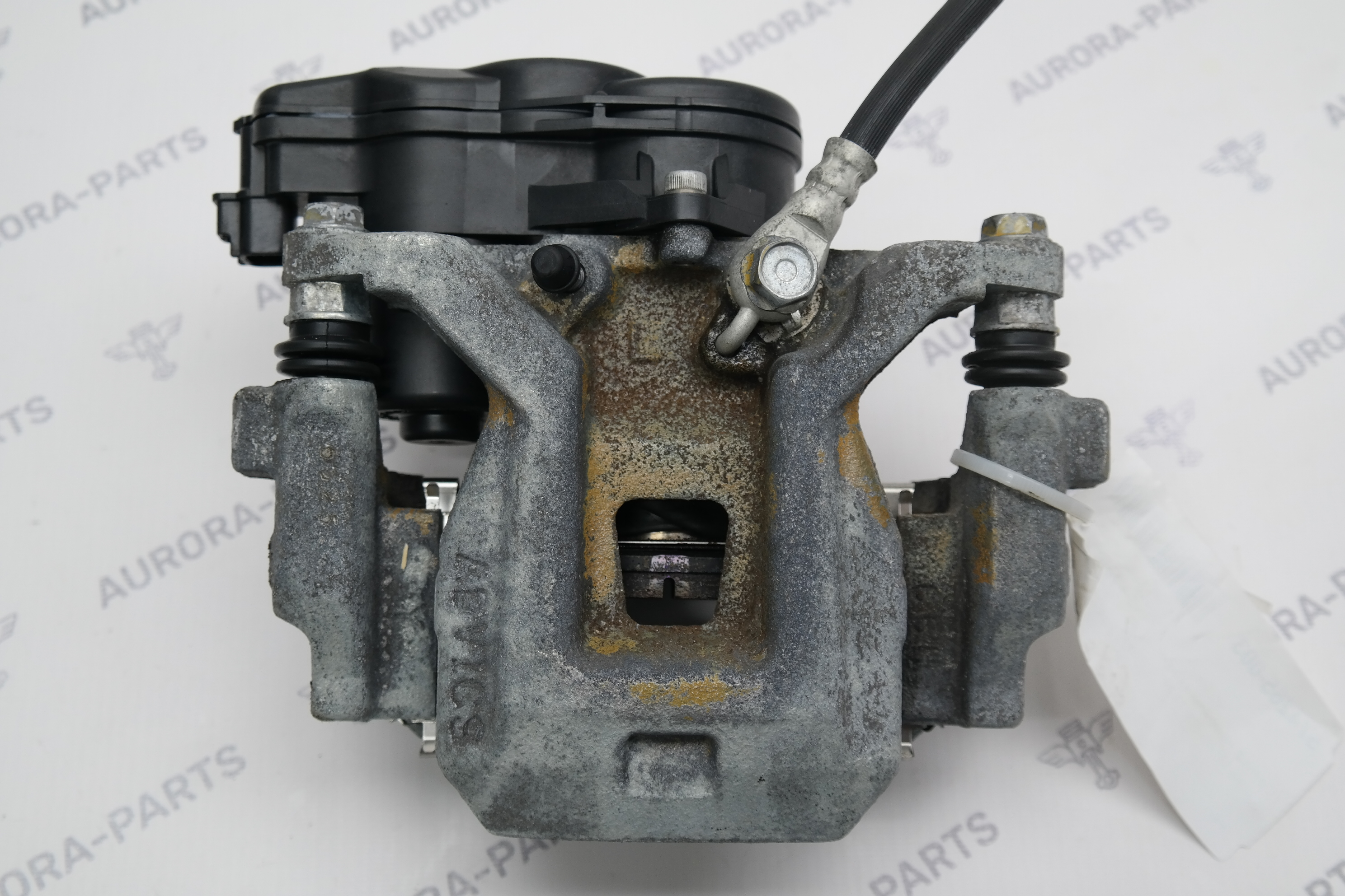 Суппорт тормозной в сборе задний LH Lexus NX 200