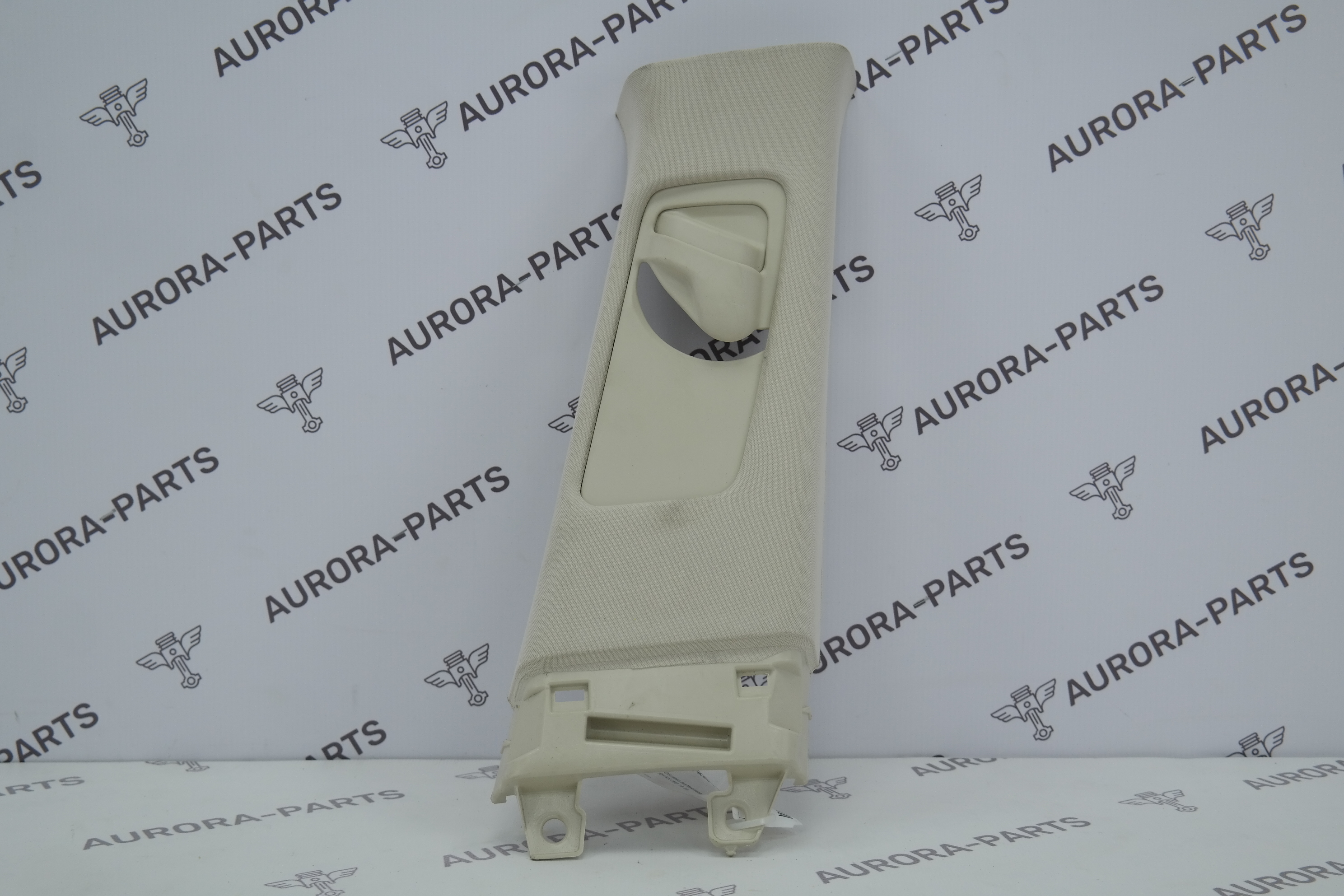 Обшивка внутрянняя стойка B RH Lexus NX 200