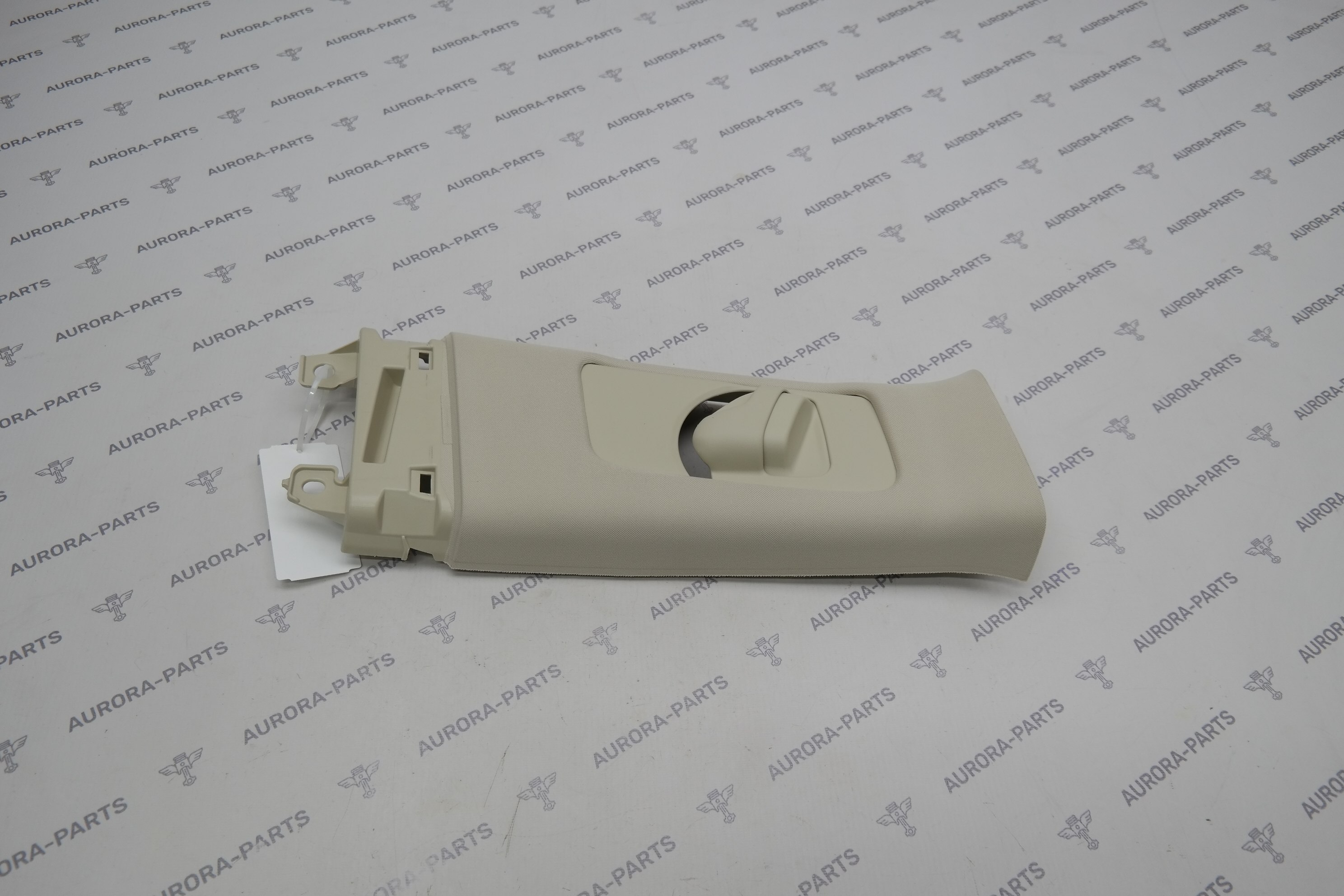 Обшивка внутрянняя стойка B RH Lexus NX 200