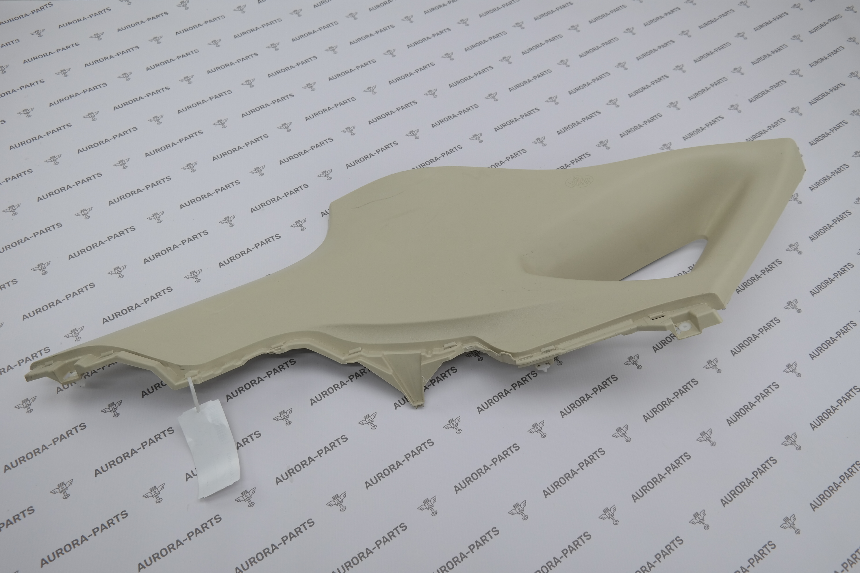 Обшивка багажника верхняя LH Lexus NX 200