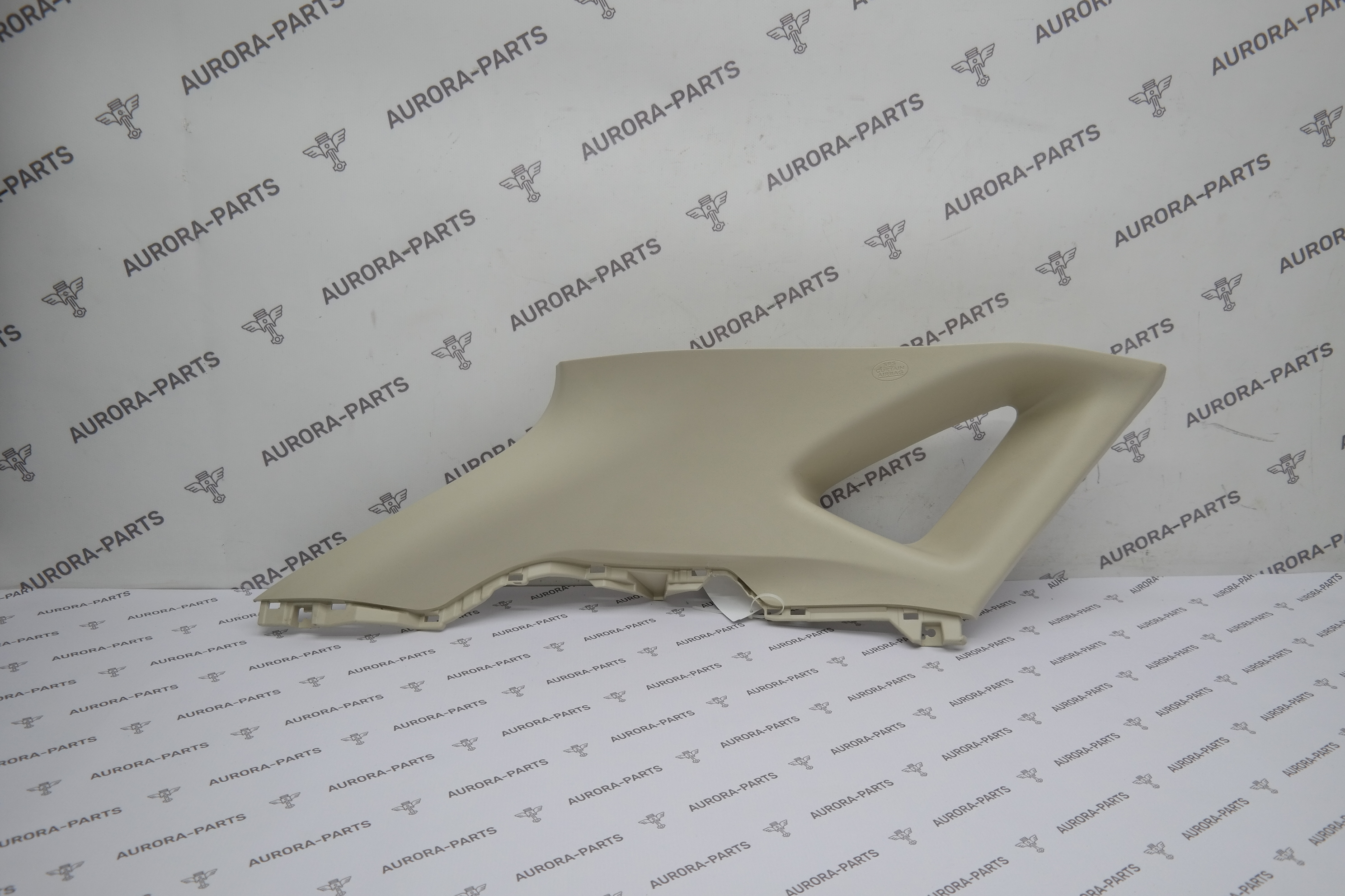 Обшивка багажника верхняя LH Lexus NX 200