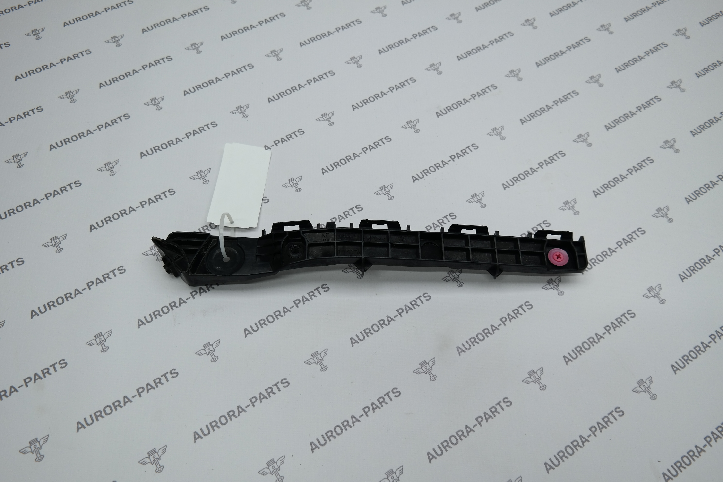 Кронштейн заднего бампера LH Lexus NX 200