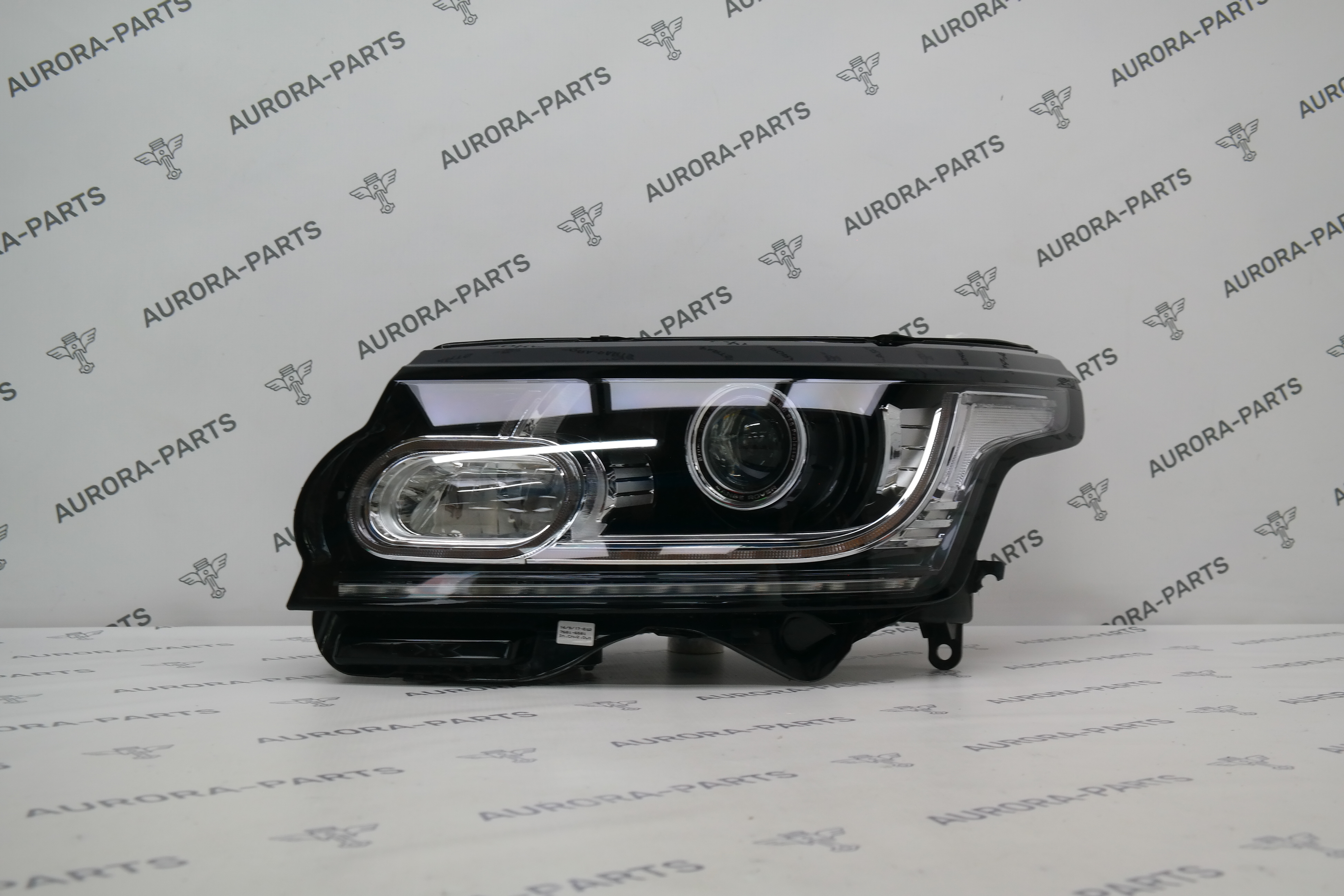 Фара передняя биксенон LH Land Rover Range Rover 30DDTX