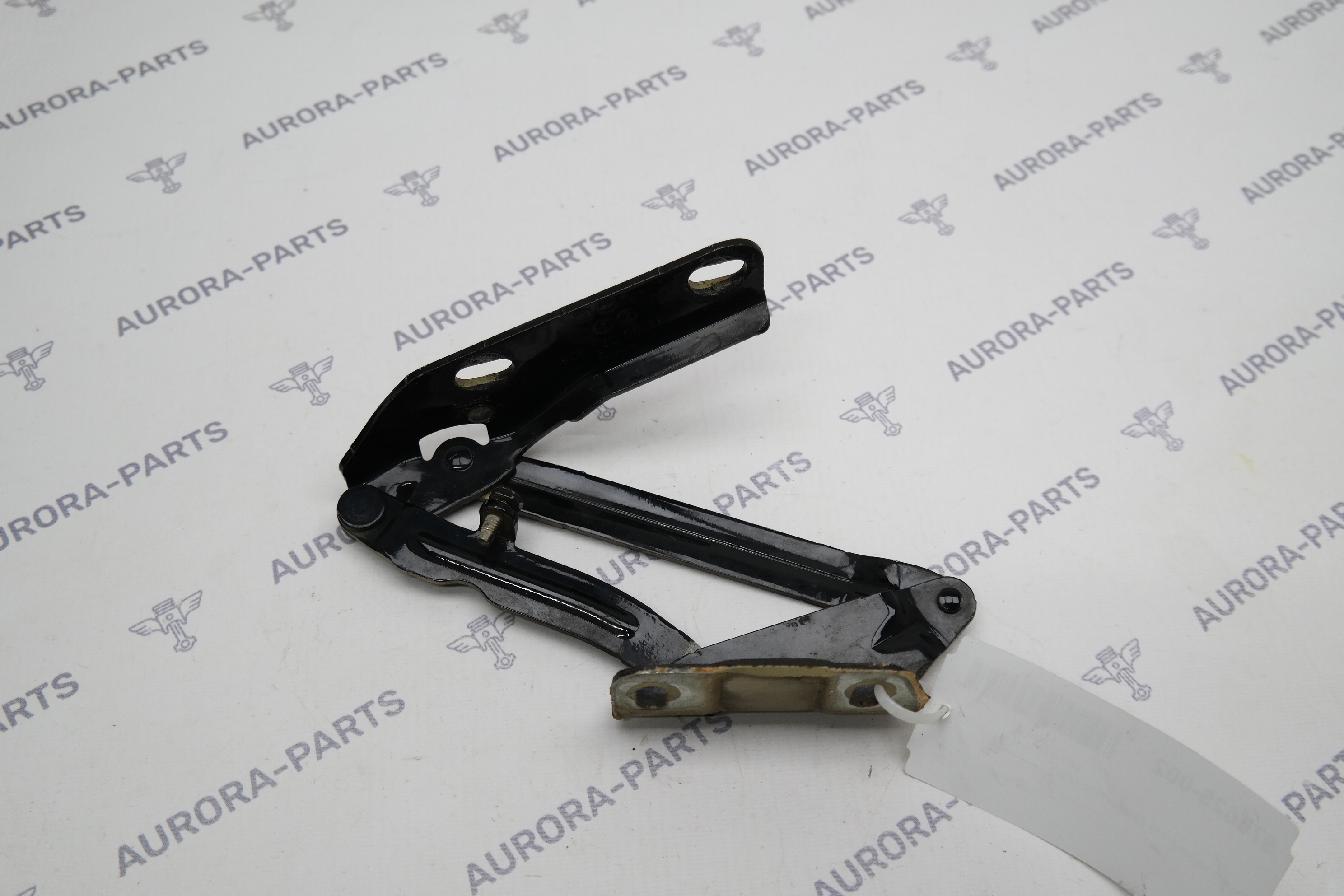 Петля капота  LH Mercedes Sprinter