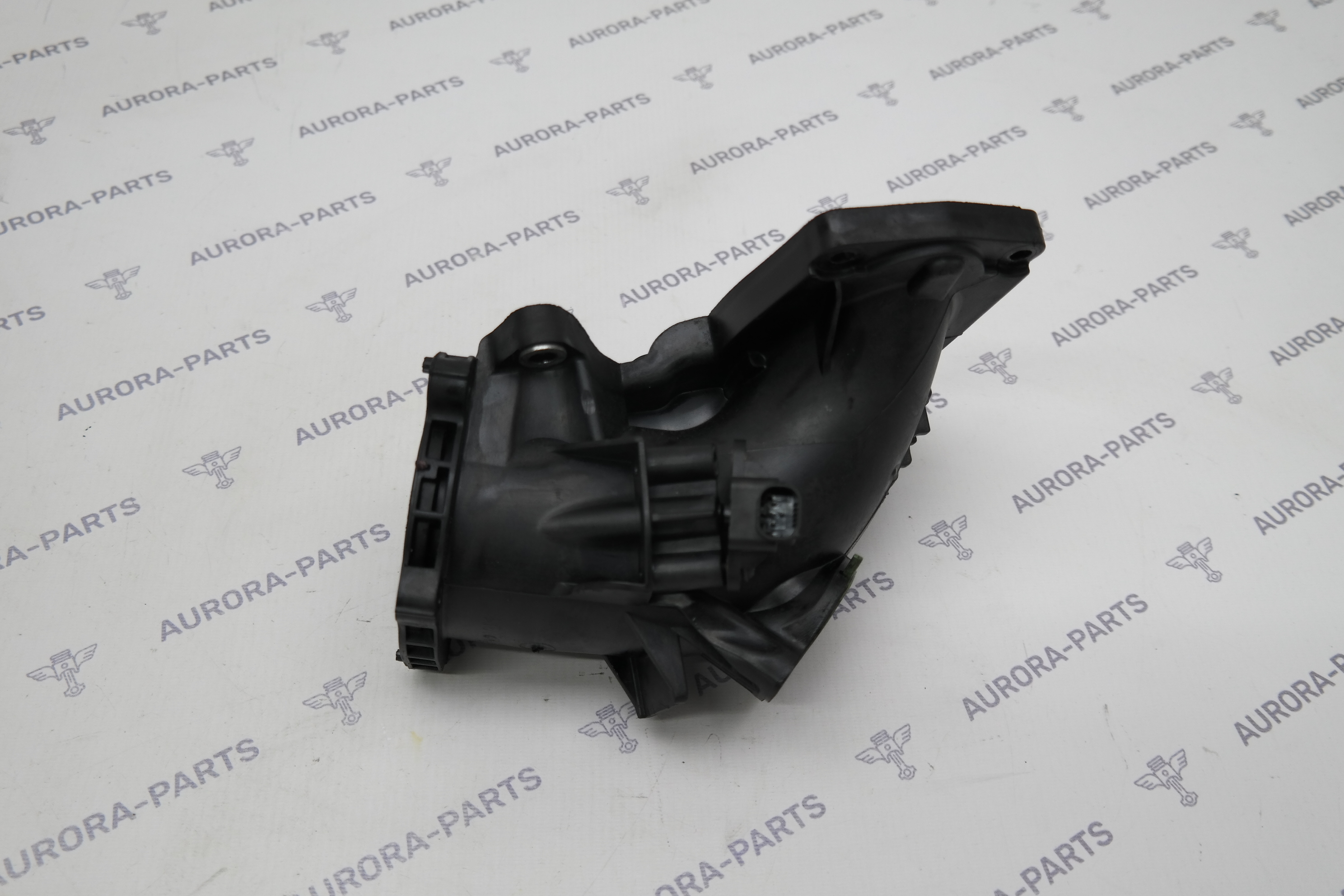 Патрубок дроссельной заслонки с датчиком давления Mercedes E-Klasse