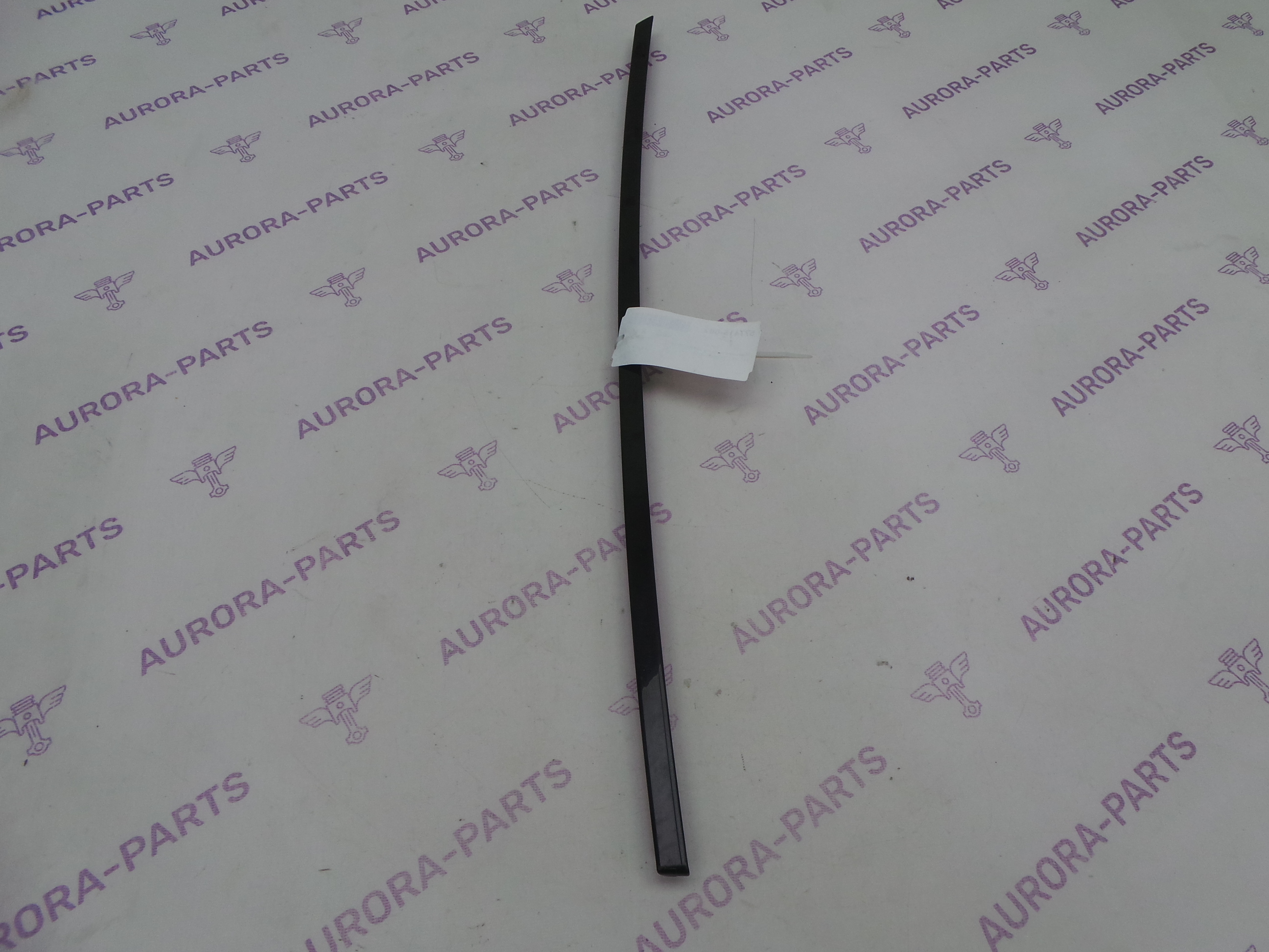 Накладка верхняя задней двери LH BMW X6