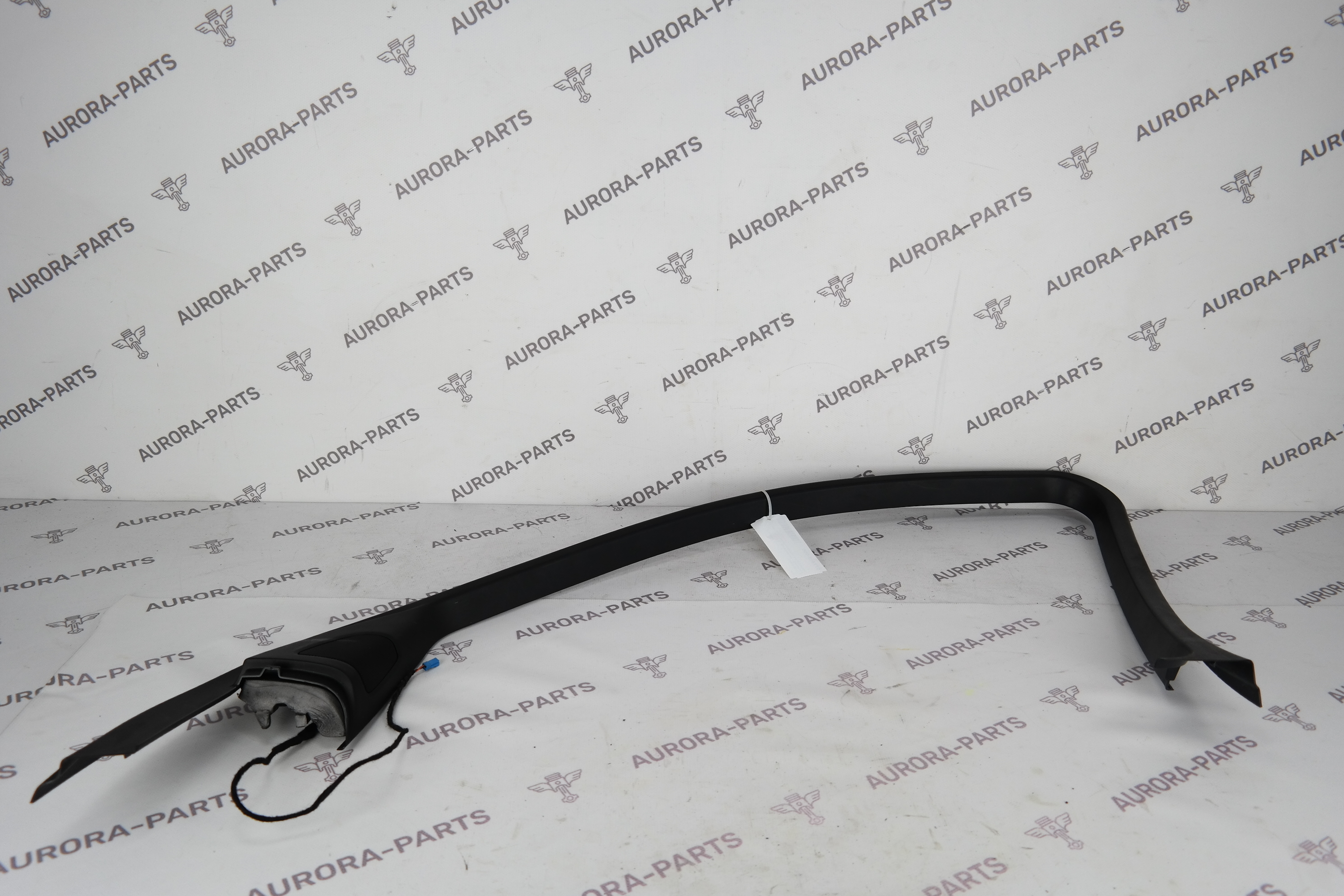 Накладка рамы перпедней двери внутренняя с динамиком RH BMW X6