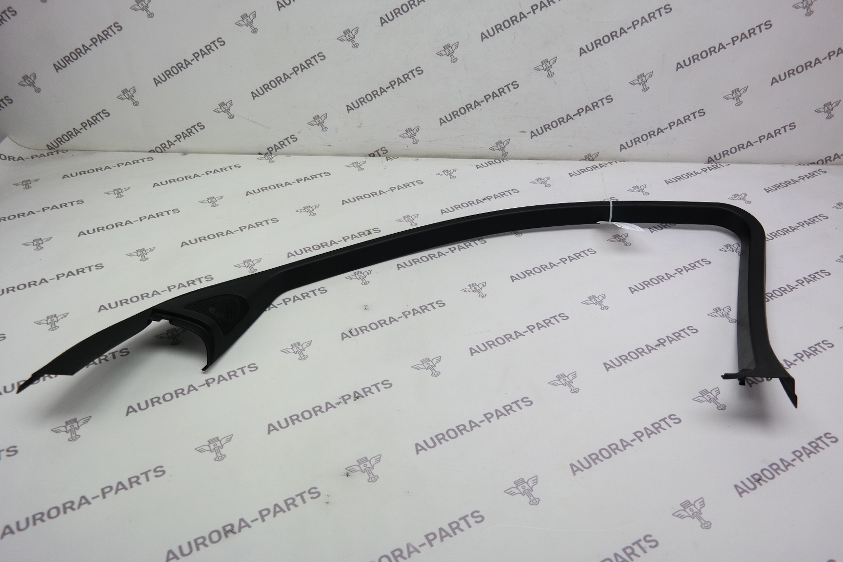 Накладка рамы перпедней двери внутренняя с динамиком RH BMW X6