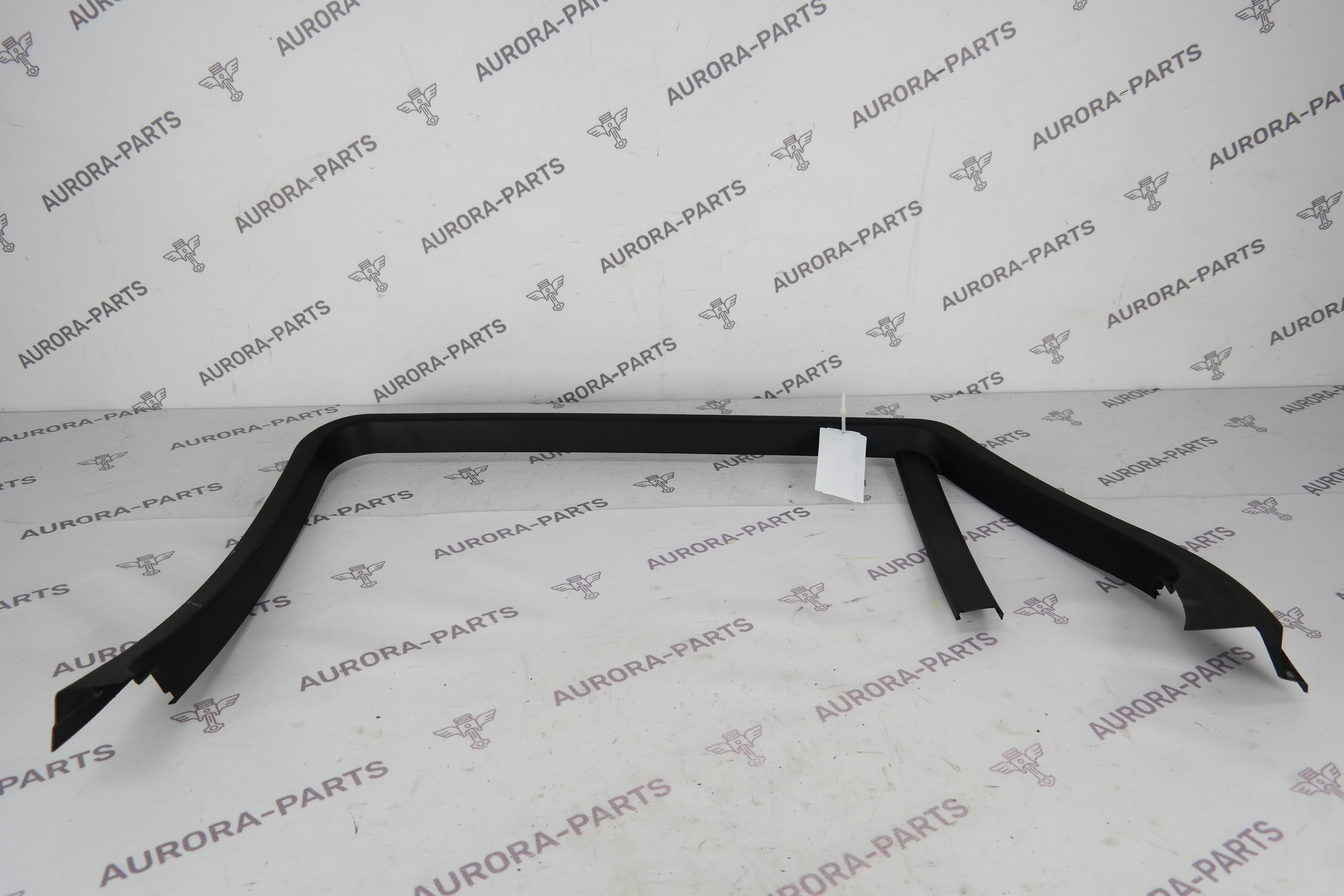 Накладка рамы задней двери внутренняя RH BMW X6