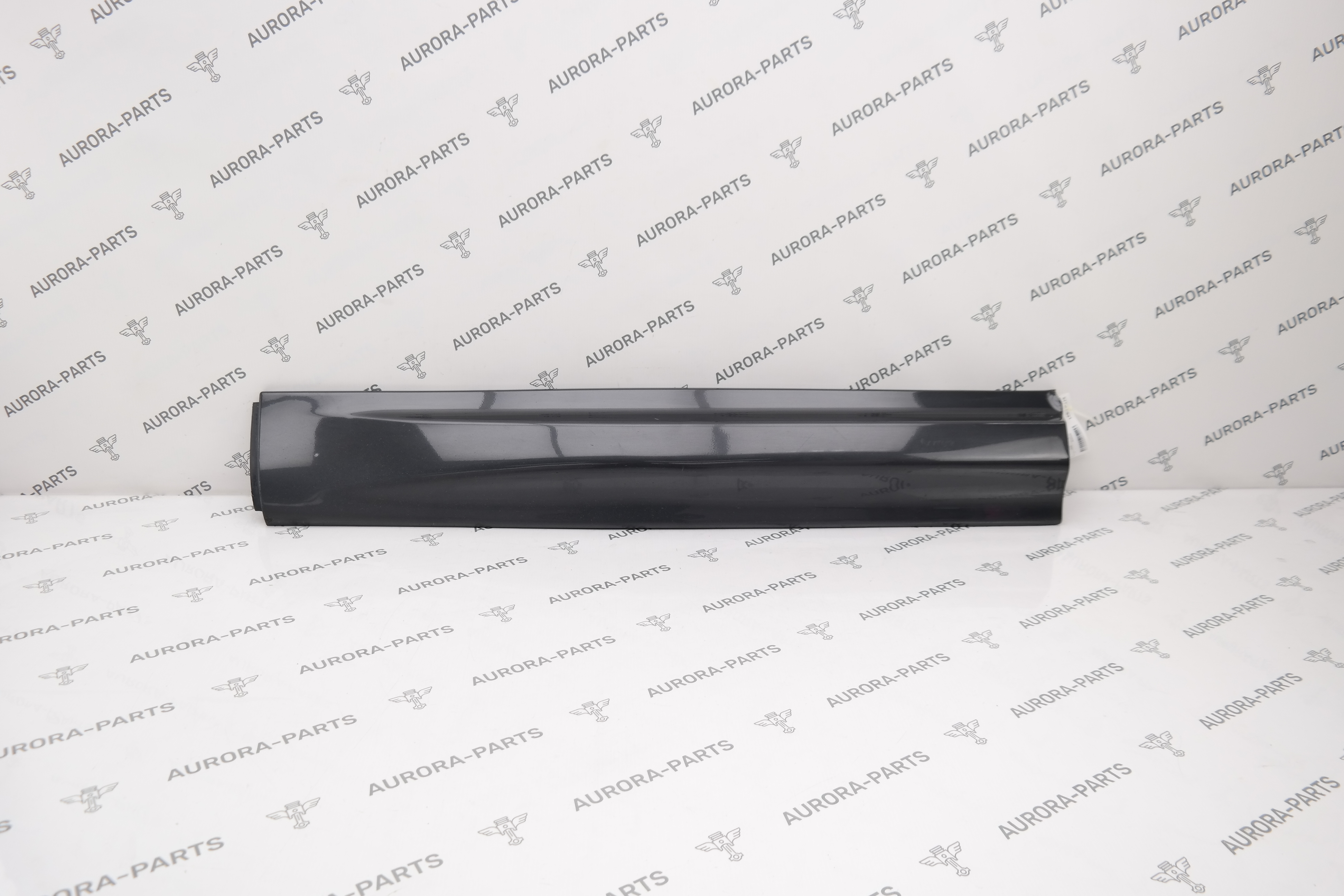 Молдинг, накладка передней двери снизу LH Land Rover Range Rover Sport