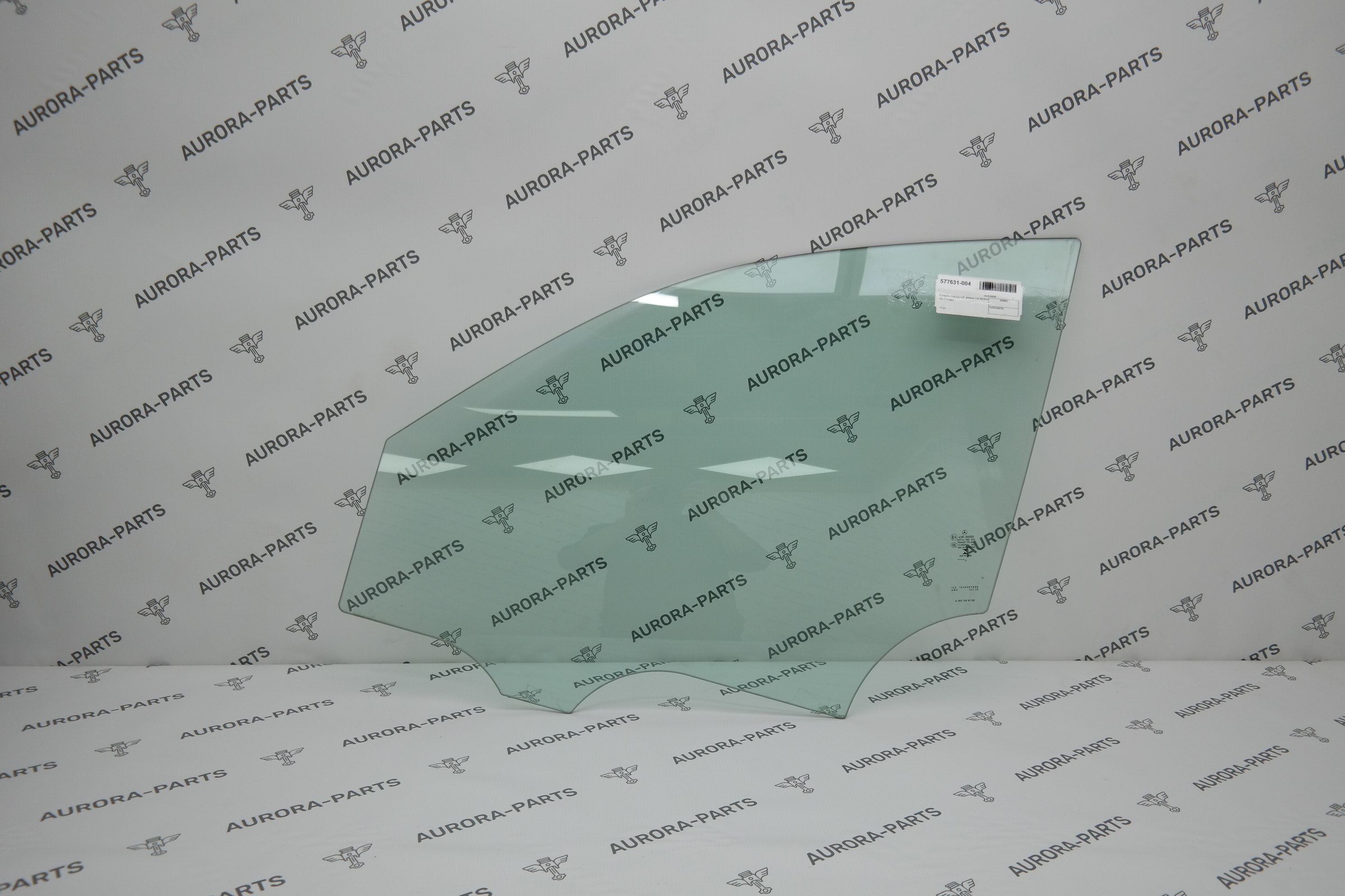 Стекло передней двери LH Mercedes GLC